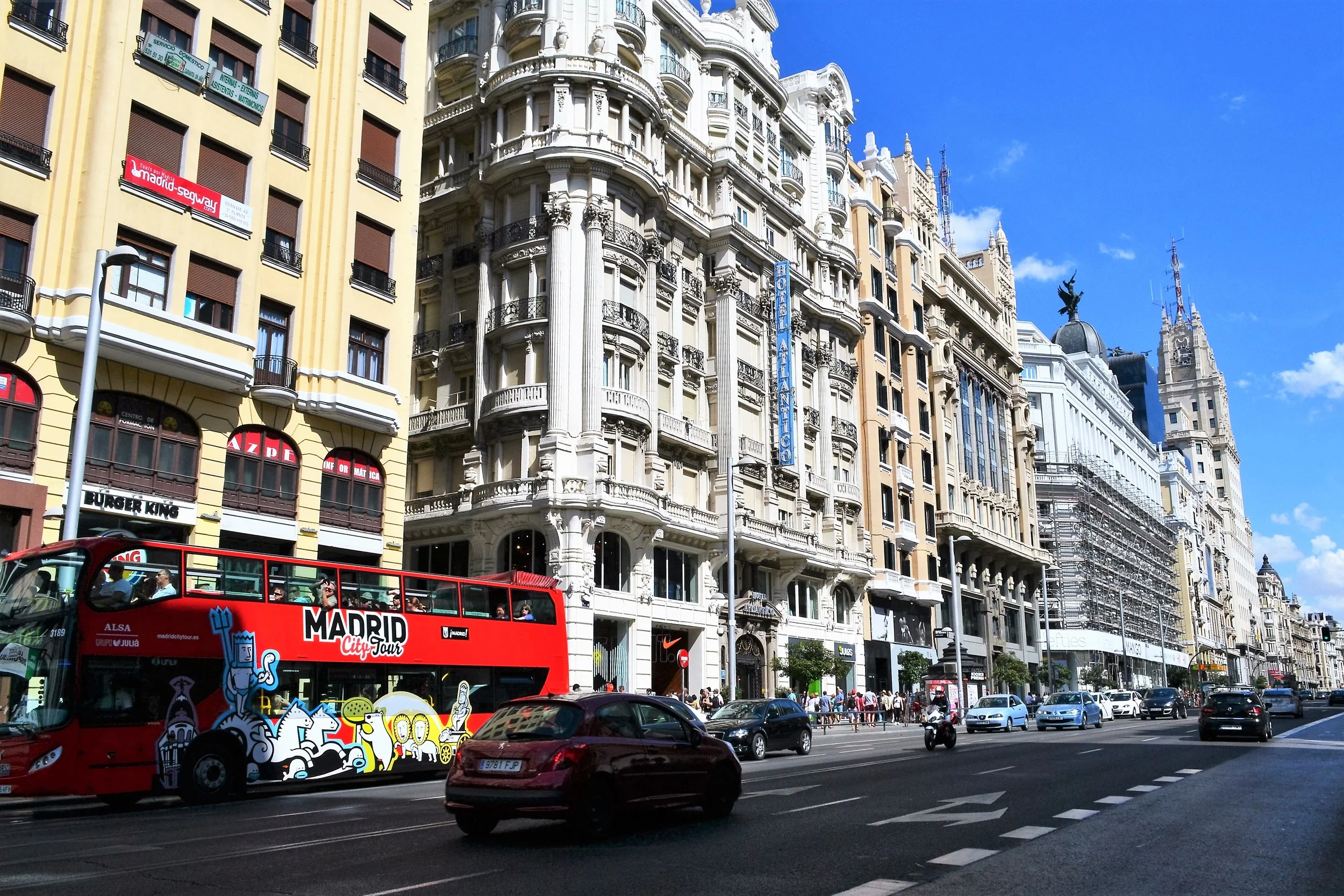 Tourist-Bus-Madrid-Architecture-Spain-Raj-Bharti.JPG