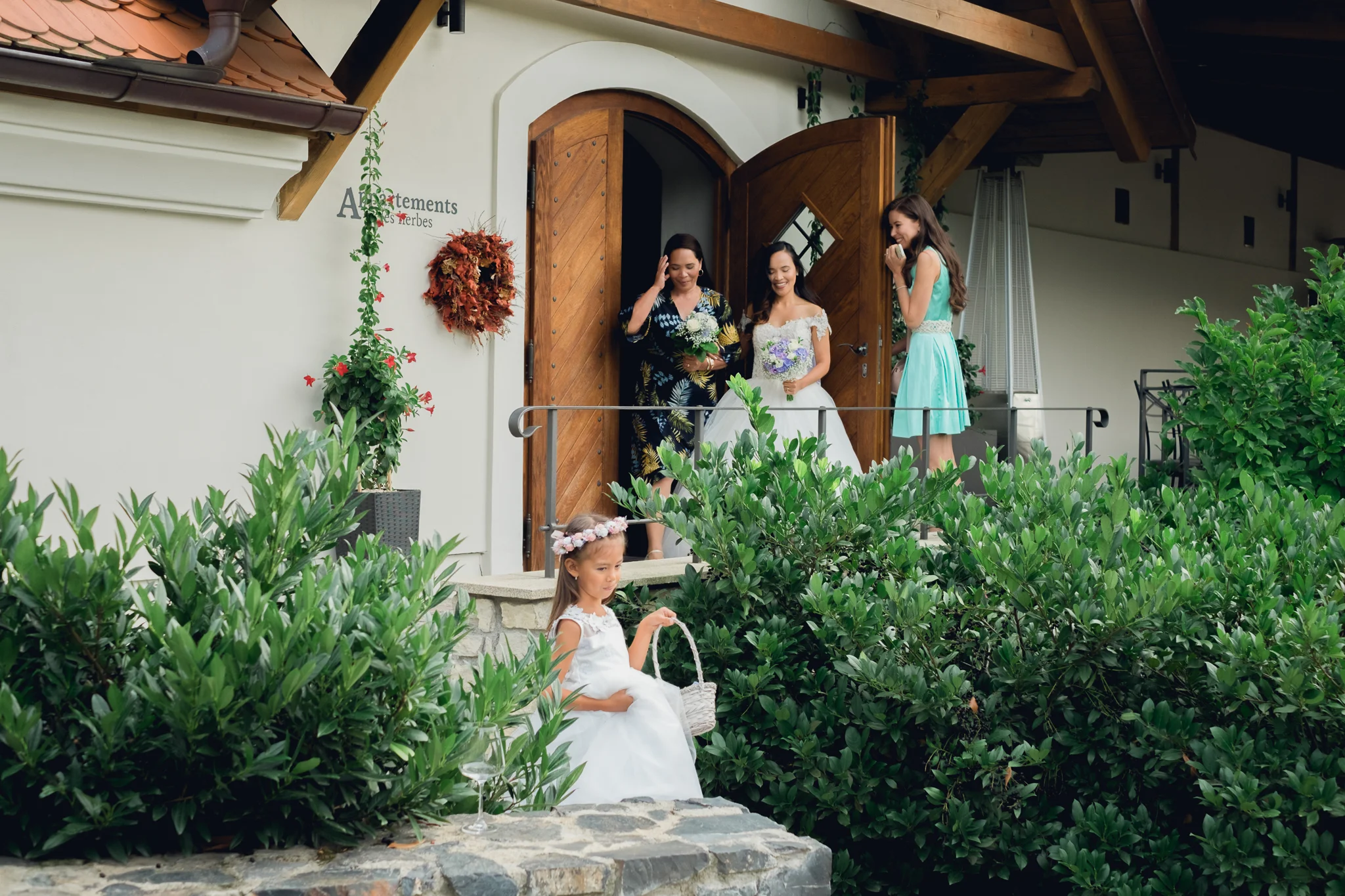 Prague Wedding Photographer (36 of 112).jpg