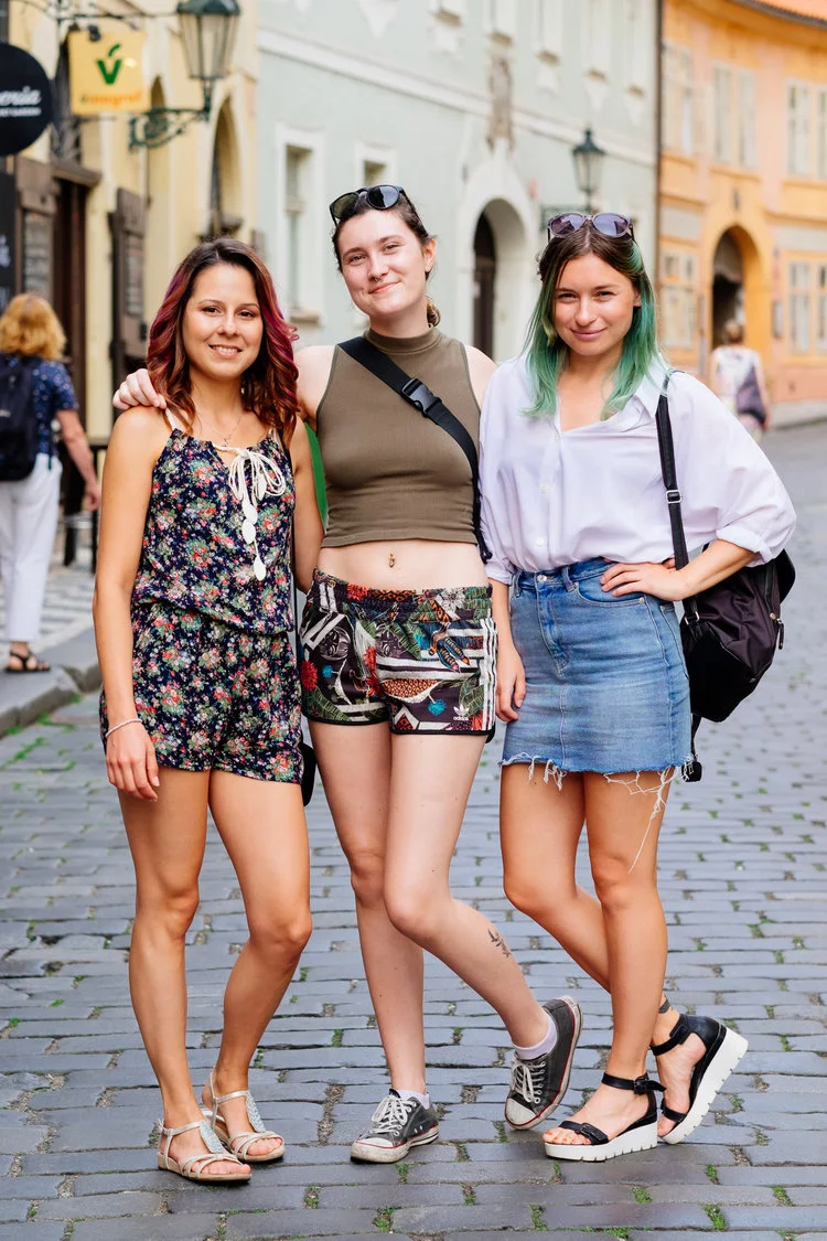 Charles+Bridge+Prague+Streets+Friends+Portrait.jpeg
