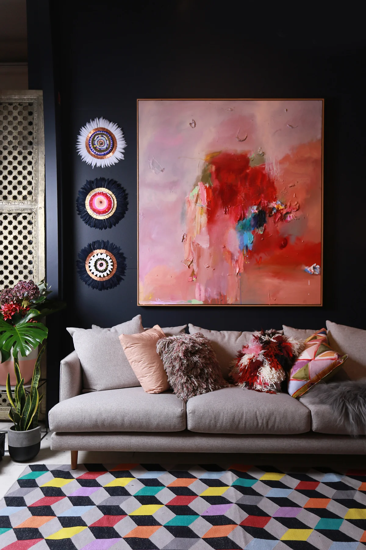 Haymes paint colour: Lights Off