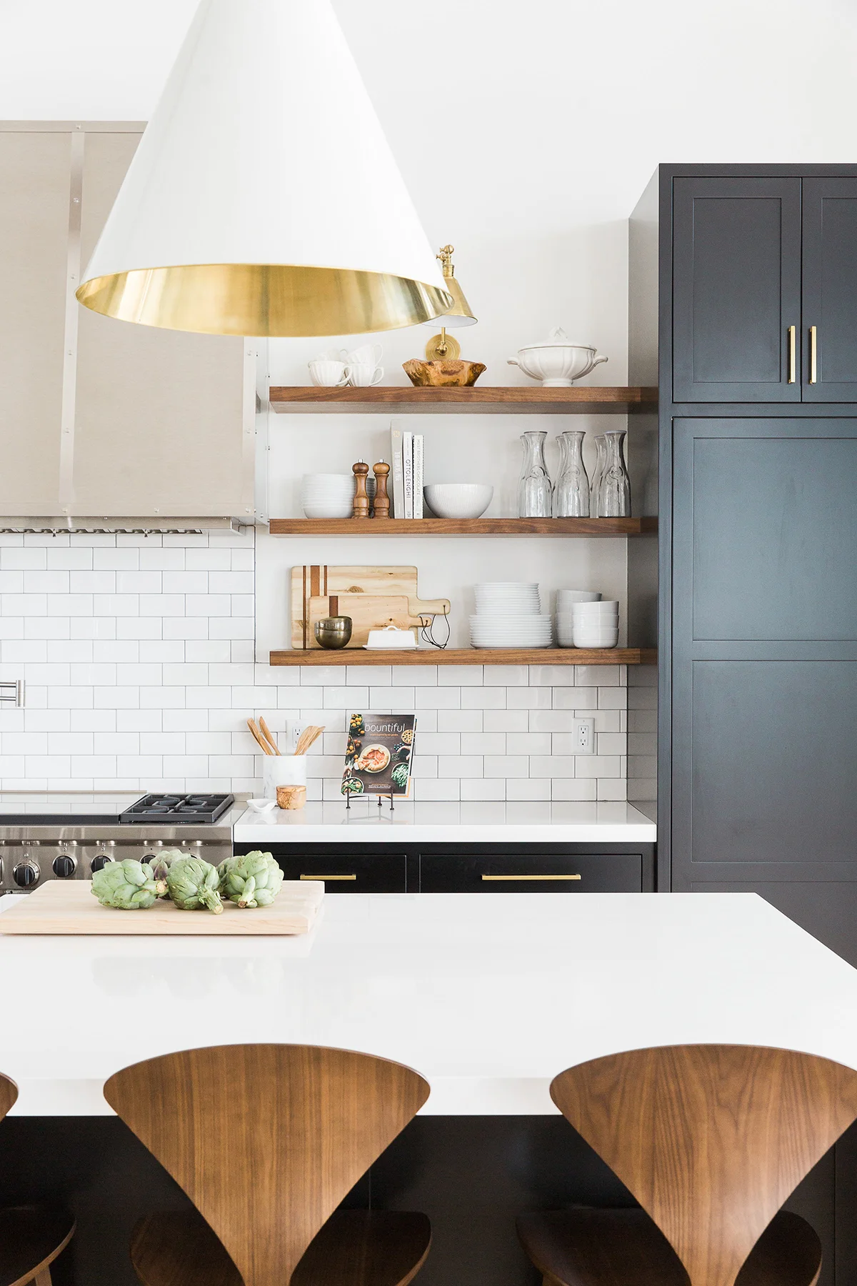 Studio McGee kitchen Photography: Travis J Photography