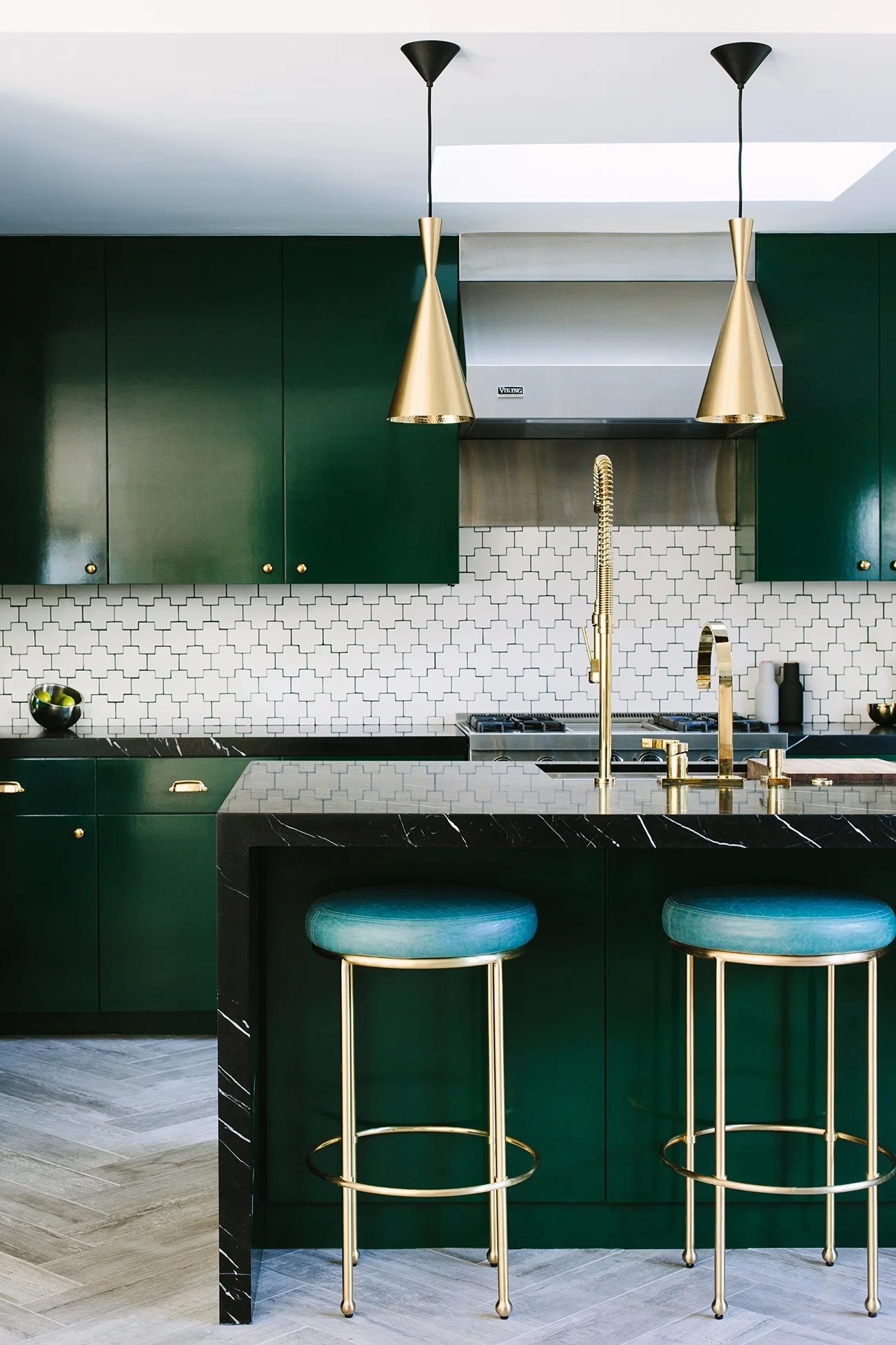 Interior design Black Lacquer Design / Photography Mary Costa