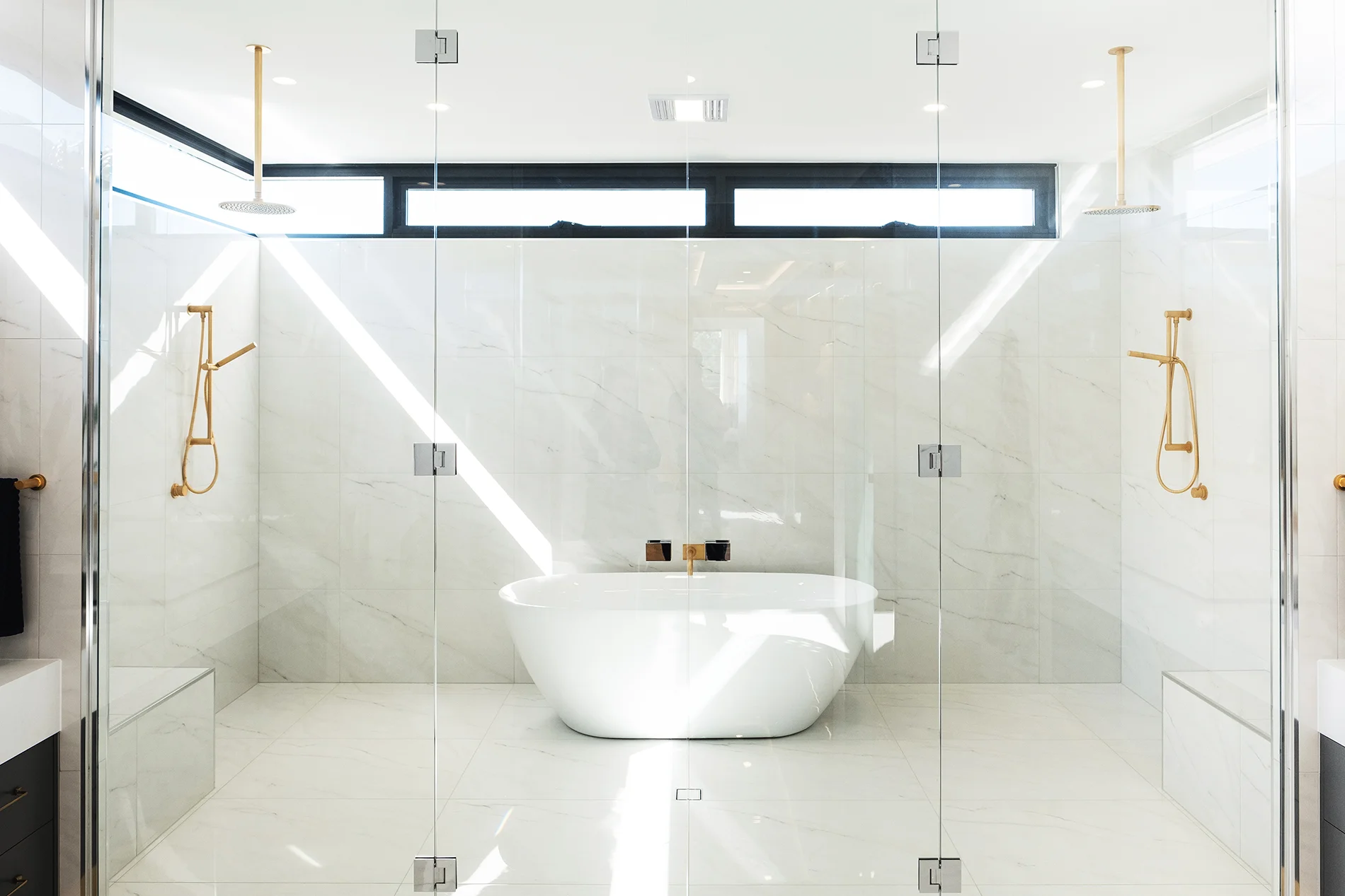 aston_milan_ensuite_bathroom_glamour_luxe.jpg