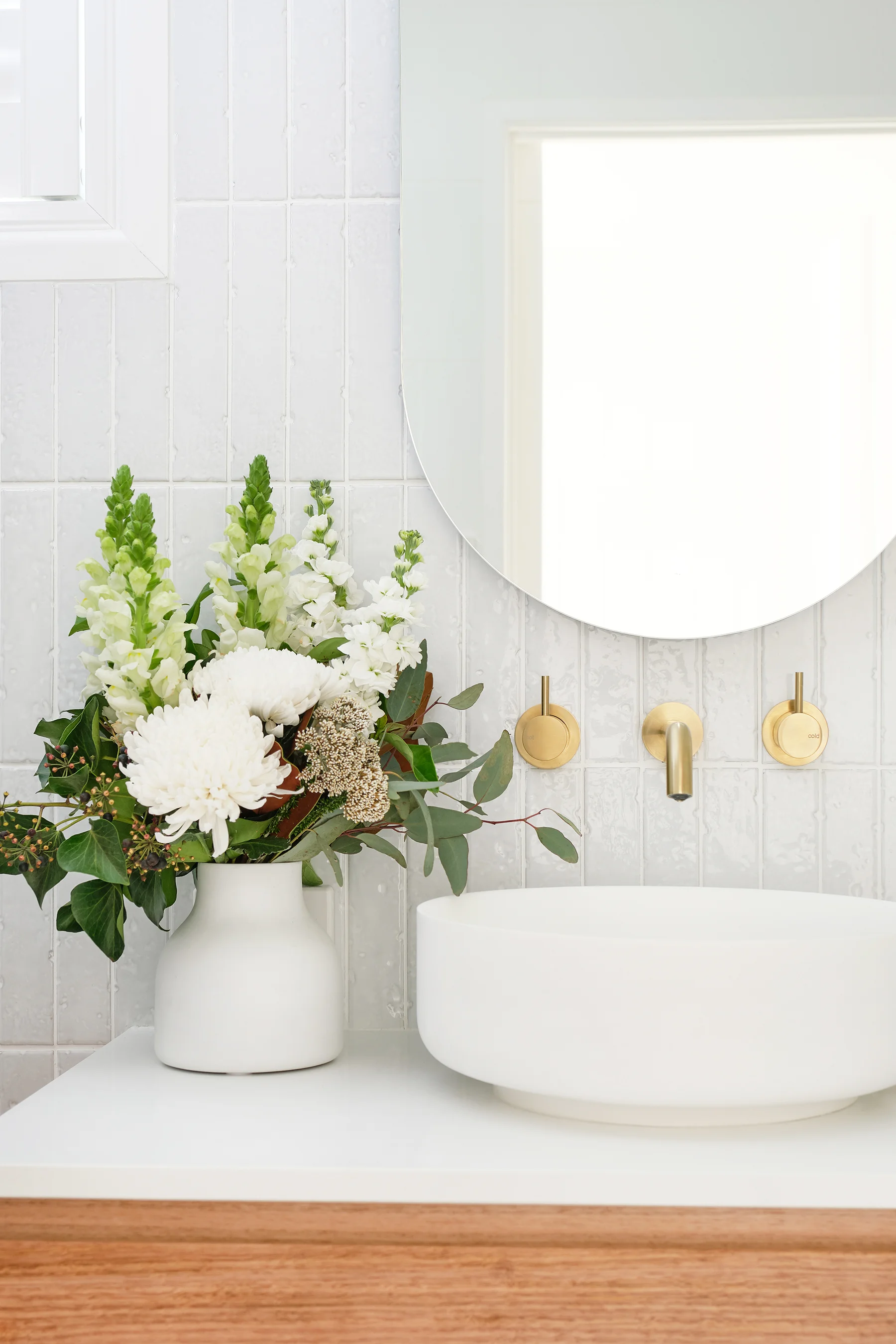 web_Adore_Bathroom_Front_3@zidsphoto.jpg