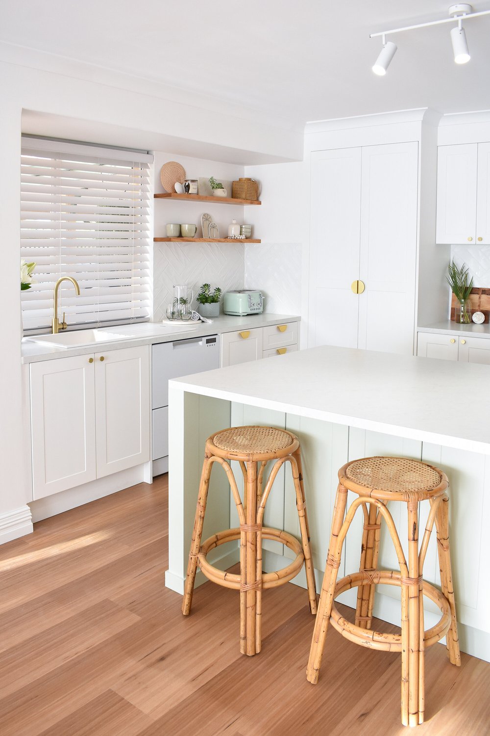 Budget-friendly kitchen reno — Adore Home Magazine