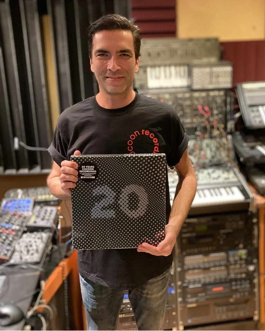 Just arrived today, 20 Years Cocoon Recordings Vinyl Box, so happy :)
#cocoon #20Years