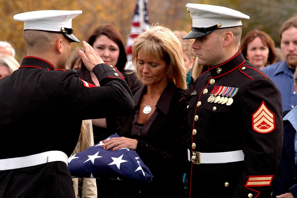 MilitaryFuneral_tx700.jpg