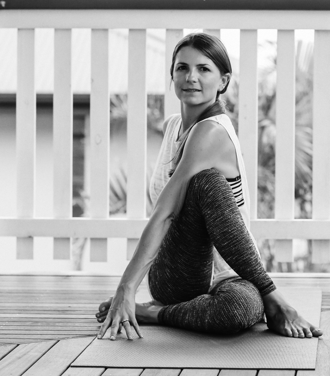 Sarah Campbell completed her Hatha Yoga teacher certificate in 2008 through Prana Space in Rose Bay, Sydney. She has been teaching yoga classes, holding retreats and giving odd cooking class in Yamba since then. She also completed a prenatal yoga course through Byron Yoga Centre, studied Thai massage with Ananda Apfelbaum from Sacred Bodywork in New York City and Vedic Meditation with Tim Brown in Sydney.