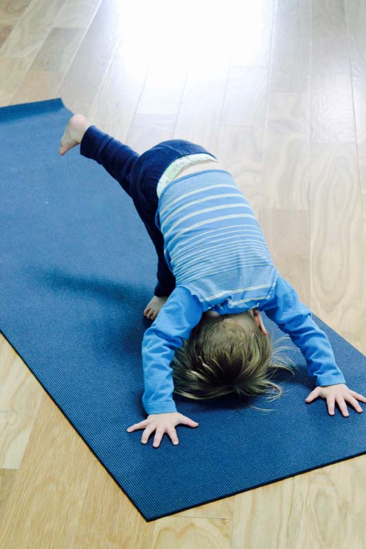 yoga tots 2.jpg