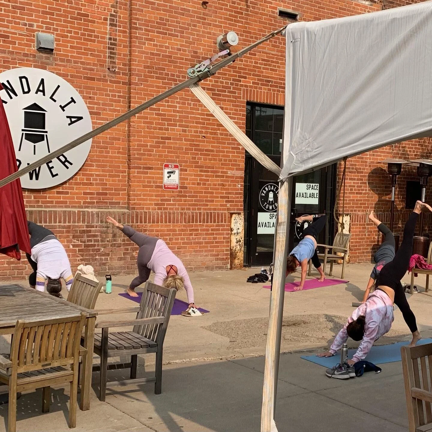 This Sat + Sun: the LAST Sept patio classes! There are only a handful of spots left total&mdash; claim your spot and let&rsquo;s usher in the Autumn season with moving, stretching, and a lot of laughter in between. 🍂 Hope to see you on the mat!