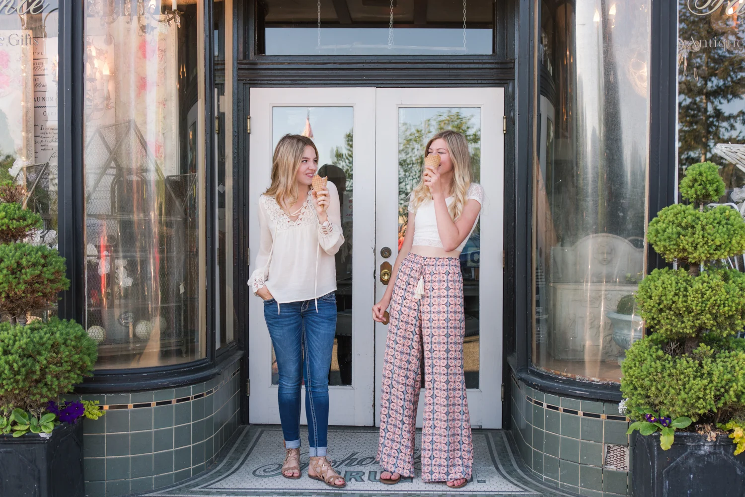 Calli+Maddie-5829.JPG