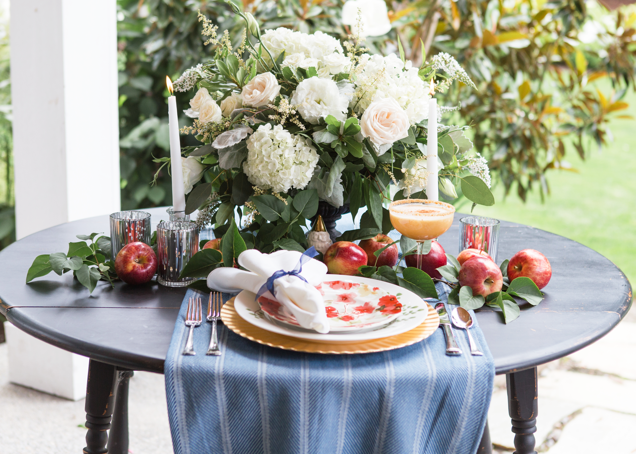 Design by Holcomb Weddings & Events , | Whiskey provided by Nightside Distillery | Florals by Paisley Petals | Photography by Missy Palacol Photography