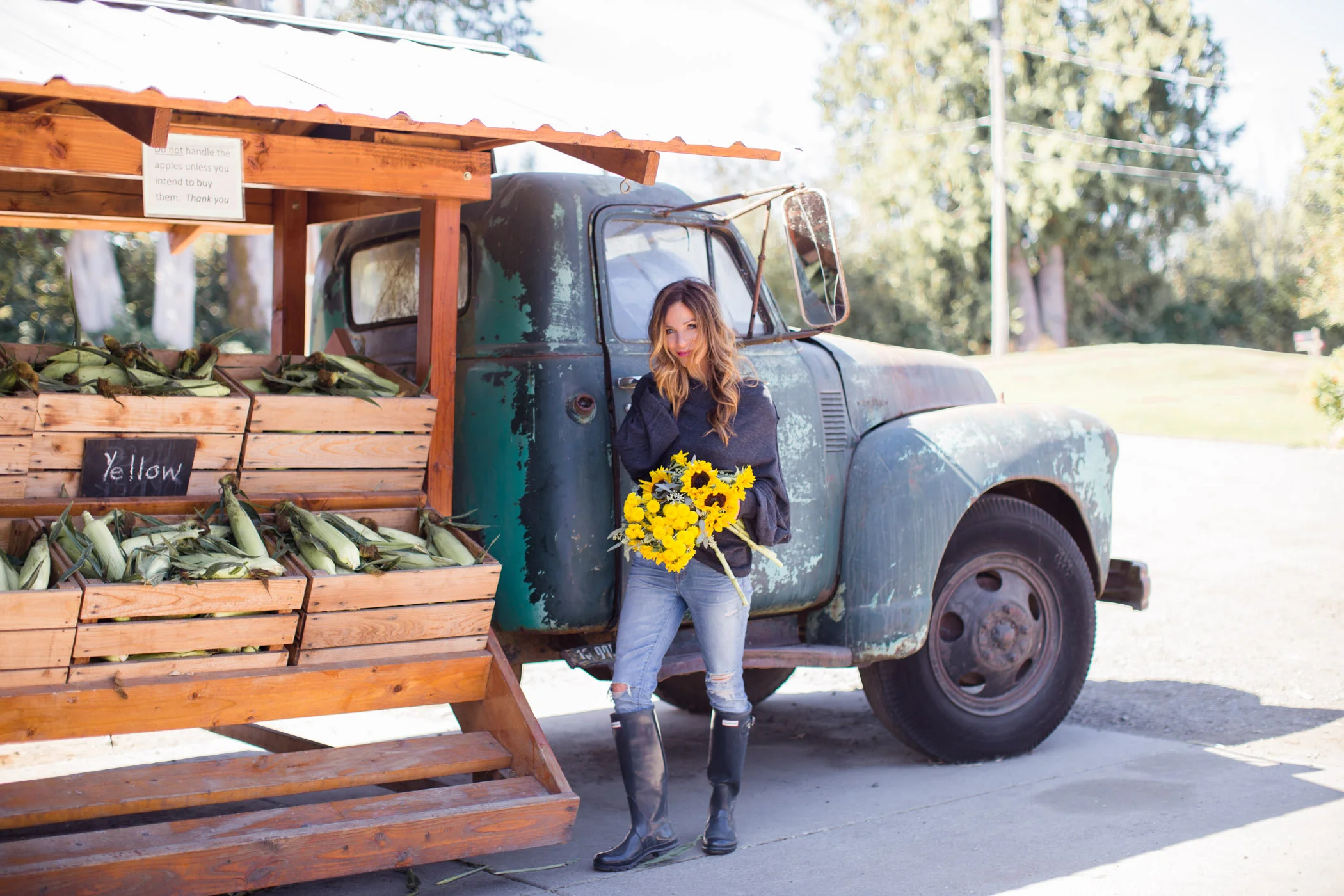 PrettyPetals_ApplePickingSept17-8304.JPG