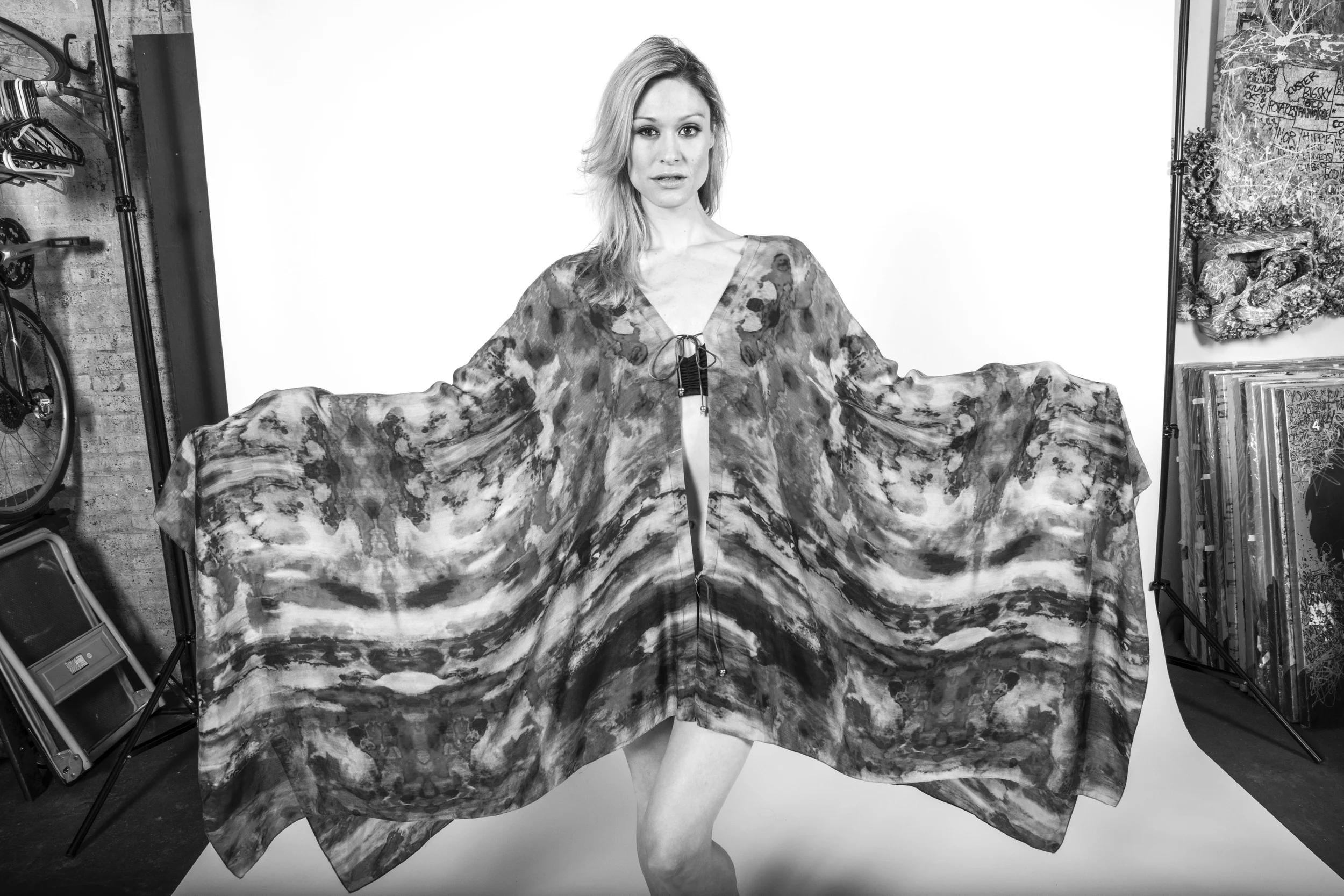 Fashion_B&W_7807 copy.jpg