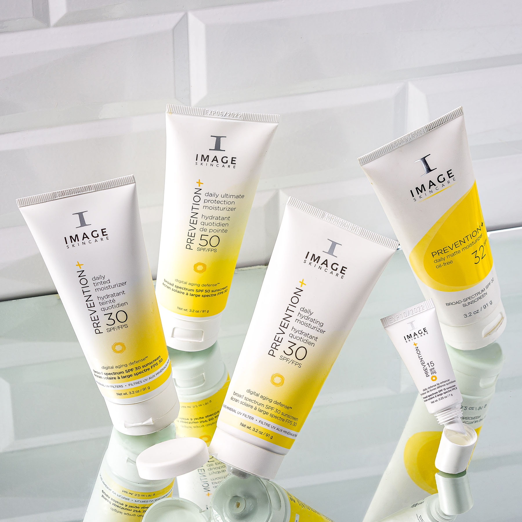 The Collection - PREVENTION+ Daily Hydrating Moisturizer SPF 30+