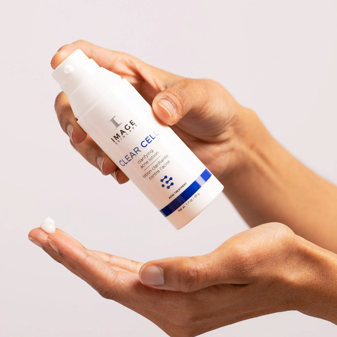 CLEAR CELL Clarifying Acne Lotion - Lifestyle