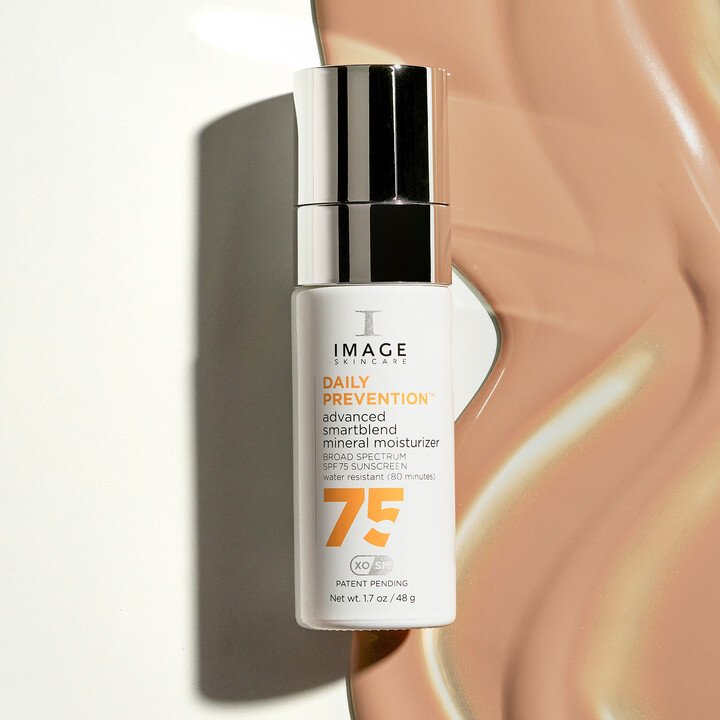 DAILY_PREVENTION_advanced_smartblend_mineral_moisturizer_SPF_75_PDP_R03a-720x720-e6387e2d-cf4c-4899-9044-e04f7c1d363f.jpg