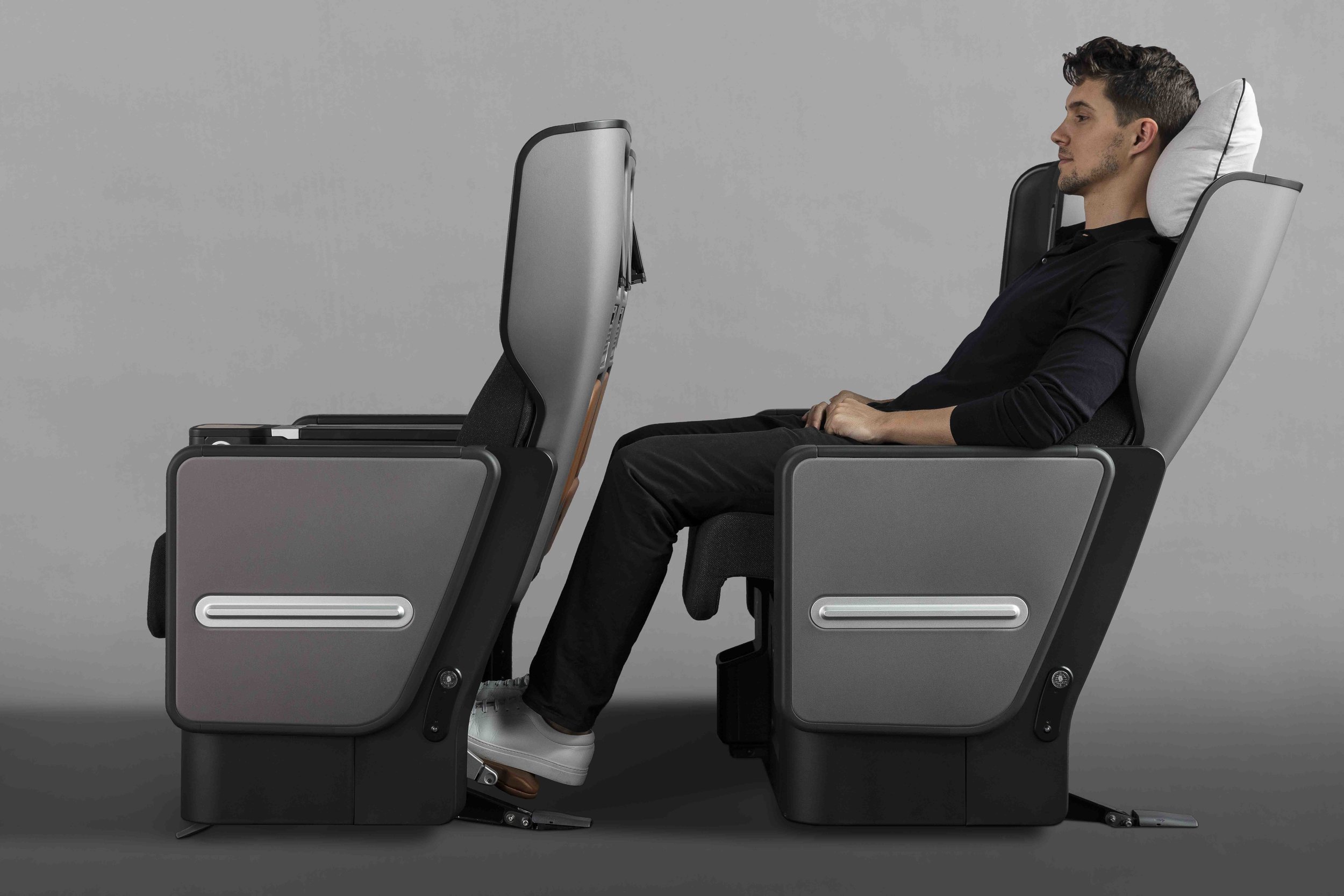   Qantas 787 Dreamliner Premium Economy Seats by Caon Studio  