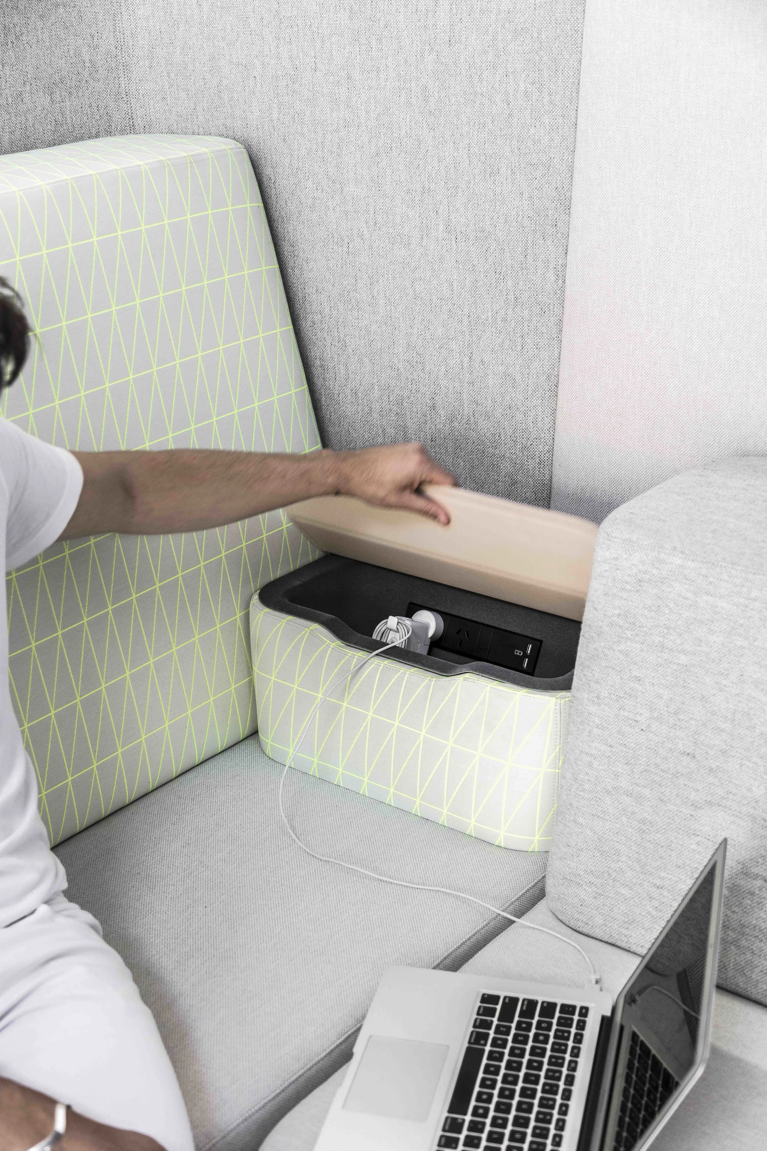 'Bloc' by Caon Studio