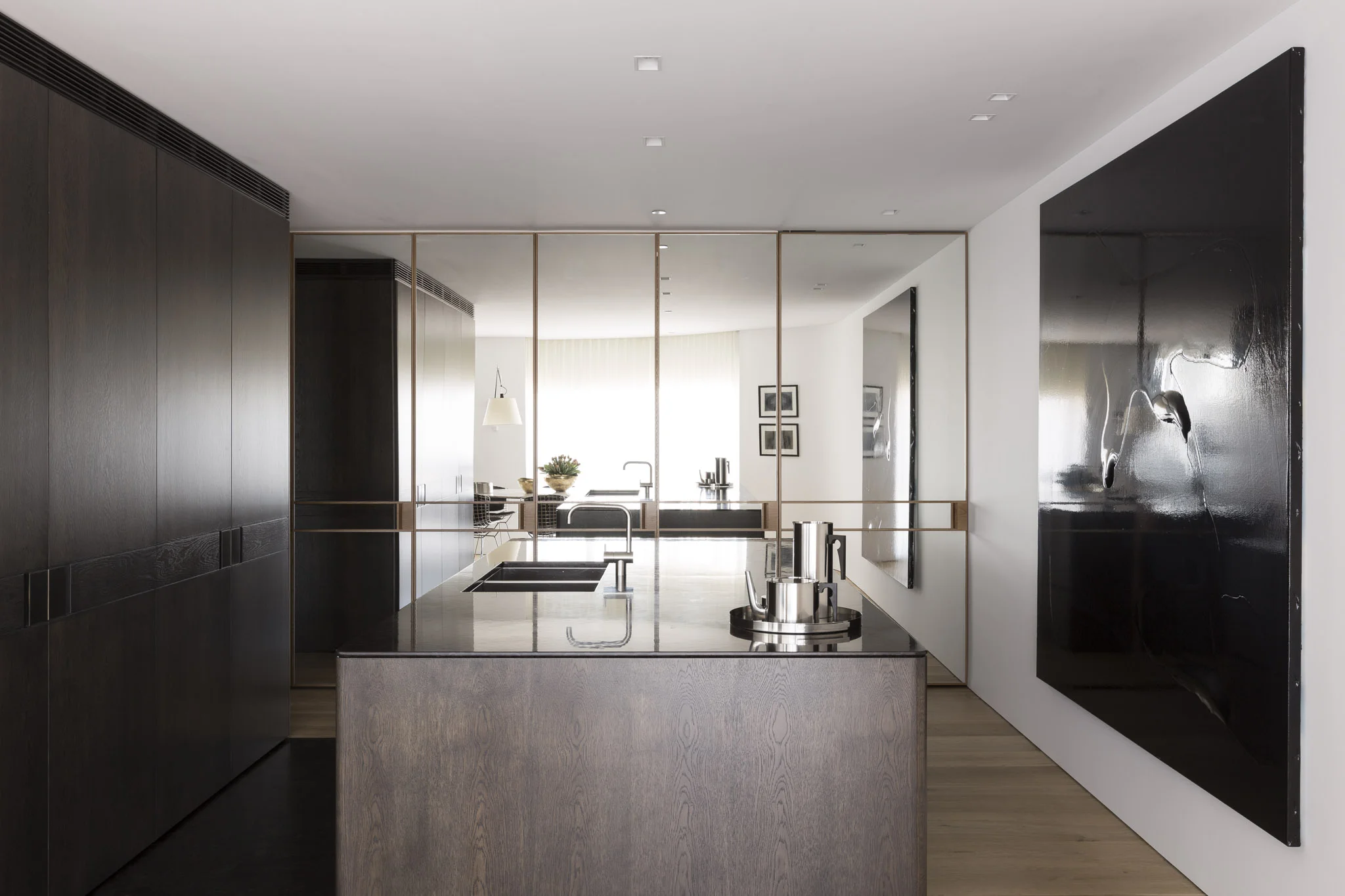 Potts Point Apartment by George Livissianis