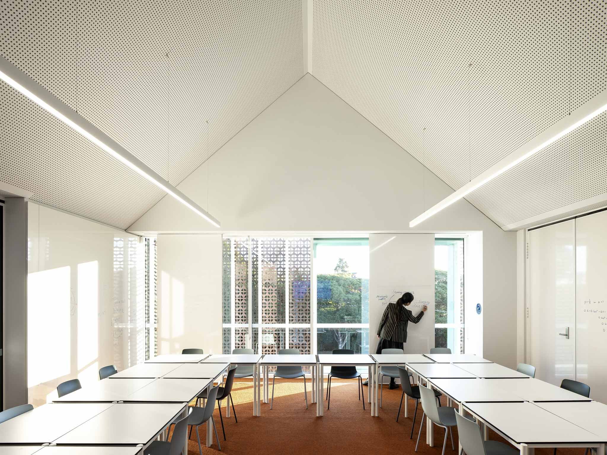 Ravenswood Senior Learning Centre by BVN Architecture