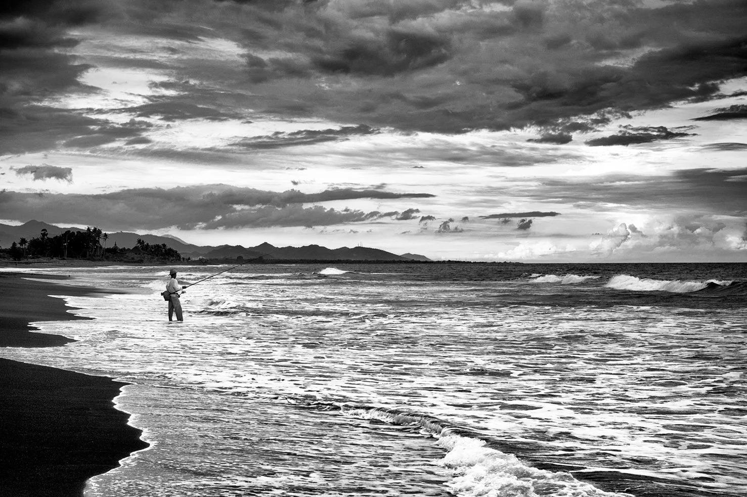fisherman-on-beach-pullman-copy.jpg
