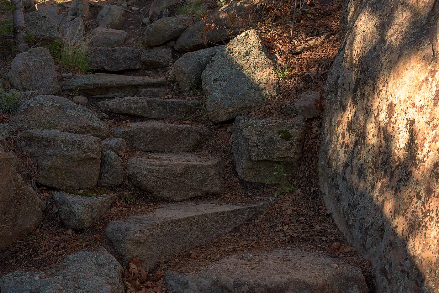 Stone staircase on the hike up Rim Rock Trail