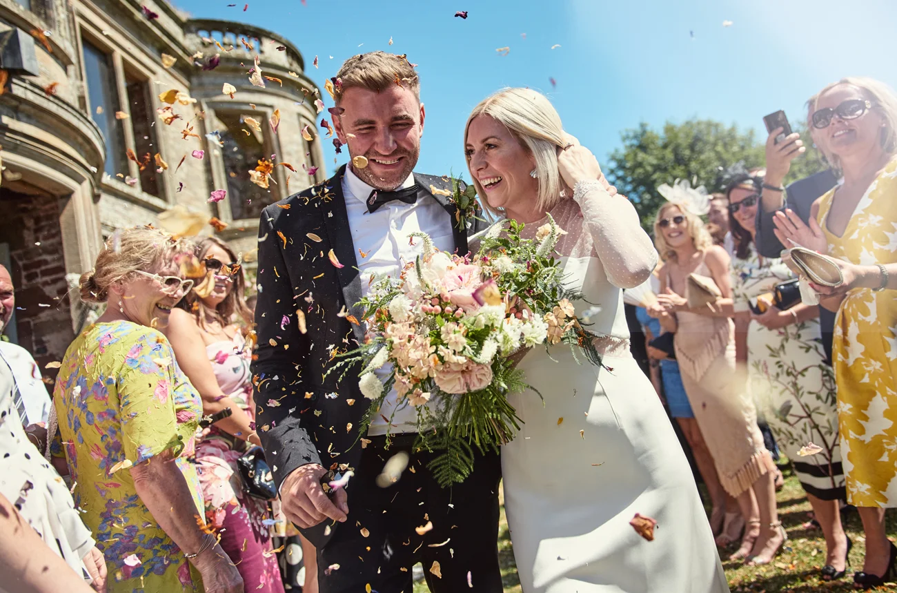 confetti-low-res-elena.jpg