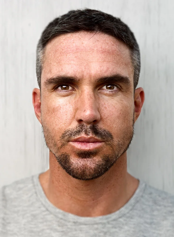 closer-no-type-kevin-pietersen-burn-photography-danny-allison-esquire-middel-east-front-cover-shoot5.jpg