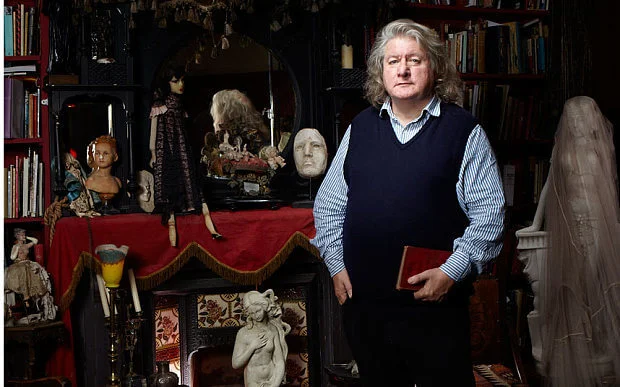 AWARD WINNING SET DESIGNER DAVID ROGER