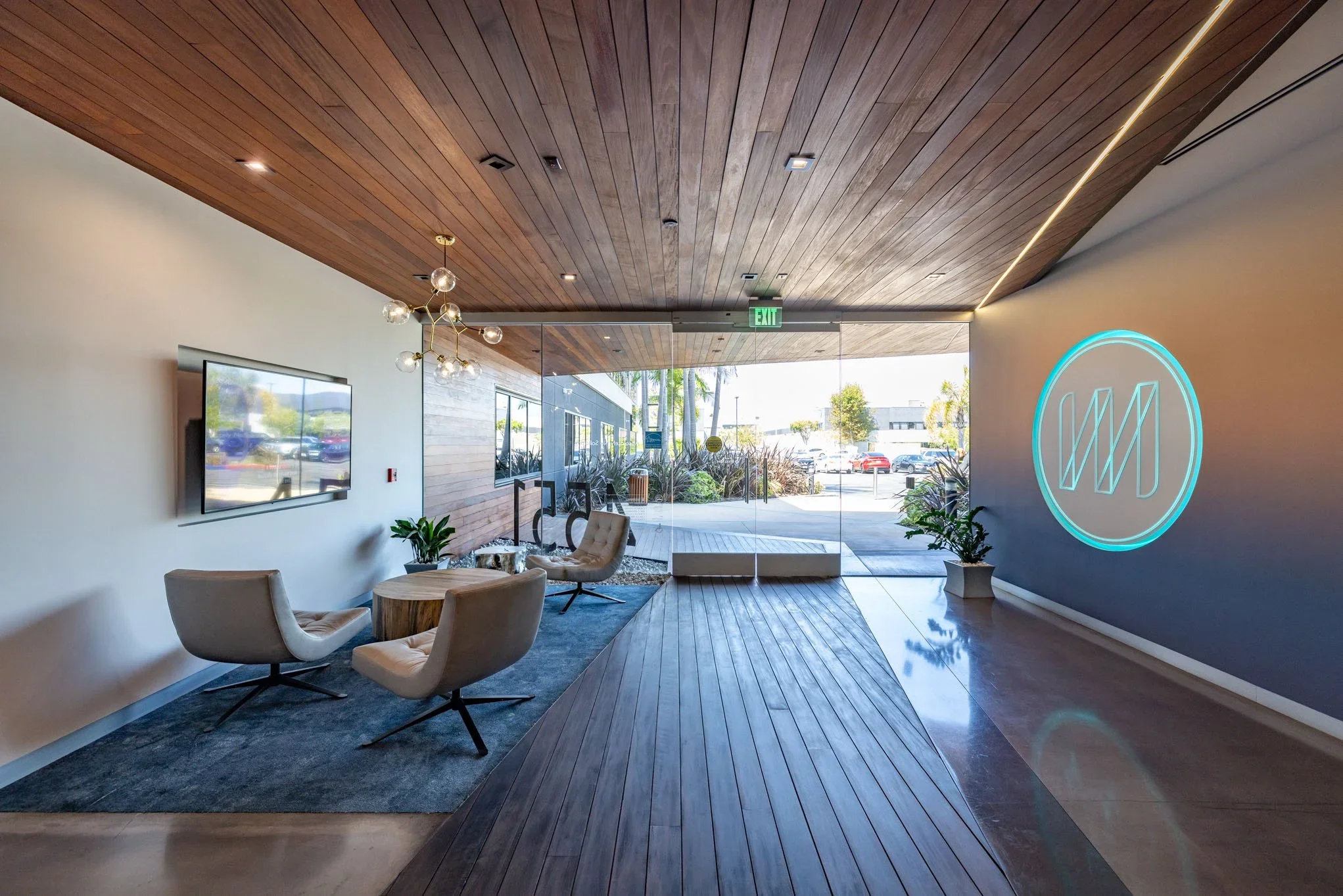  OFFICE FOR COMMERCIALS #10: Marina Del Rey  Marina Del Rey office, ideal for filming, television, commercials, photo shoots, and content creation, with parking.