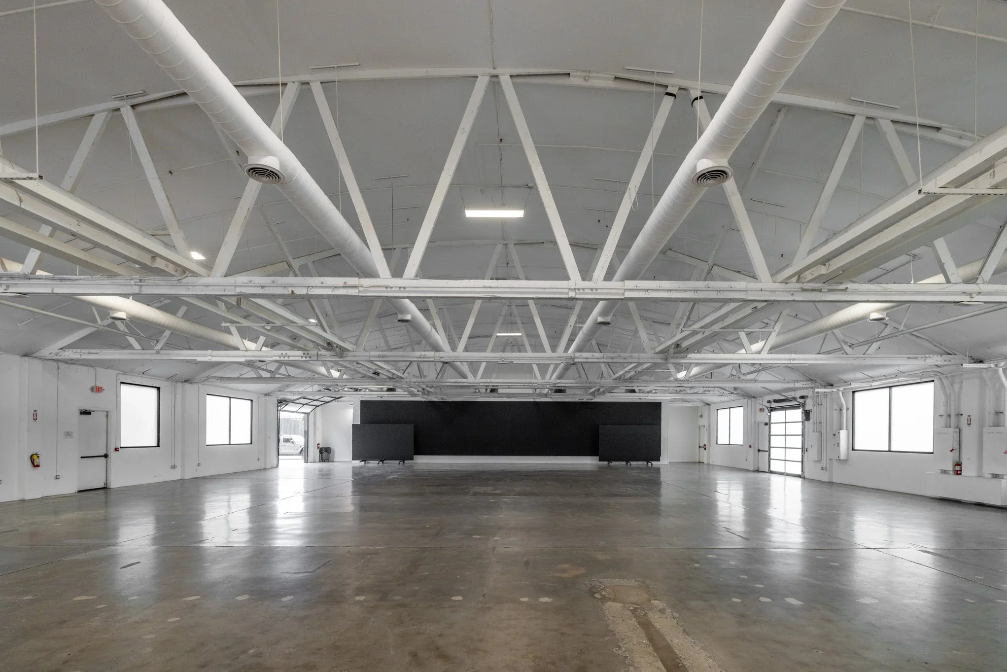  FOUR-STAGE STUDIO COMPOUND FOR TRADE SHOWS#1: LAX-Adjacent  LAX-Adjacent four-stage studio compound, ideal for filming, large events, concerts, and product launches.