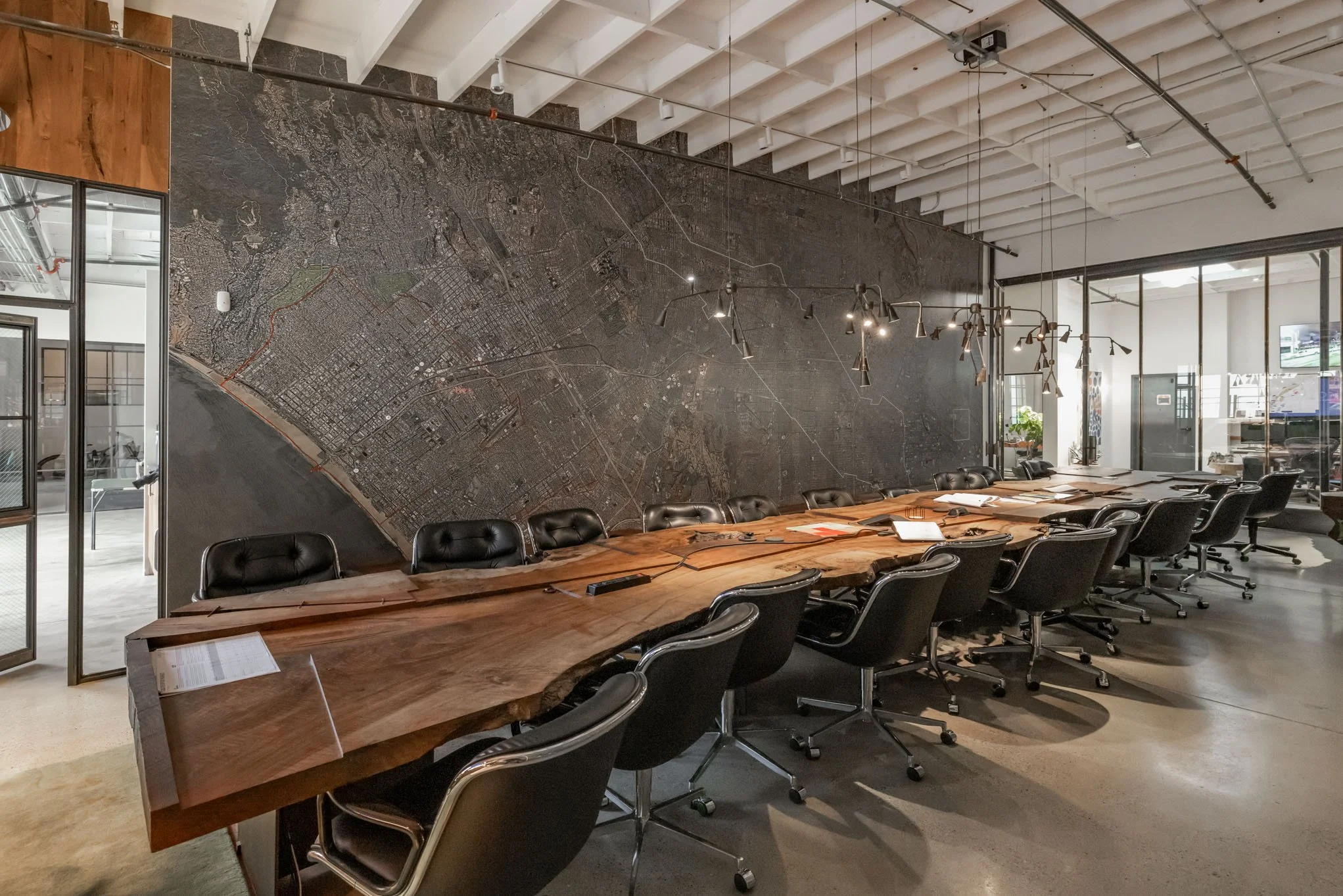 Expert Partner vs. Digital Marketplace: A Guide to LA's Venue Landscape