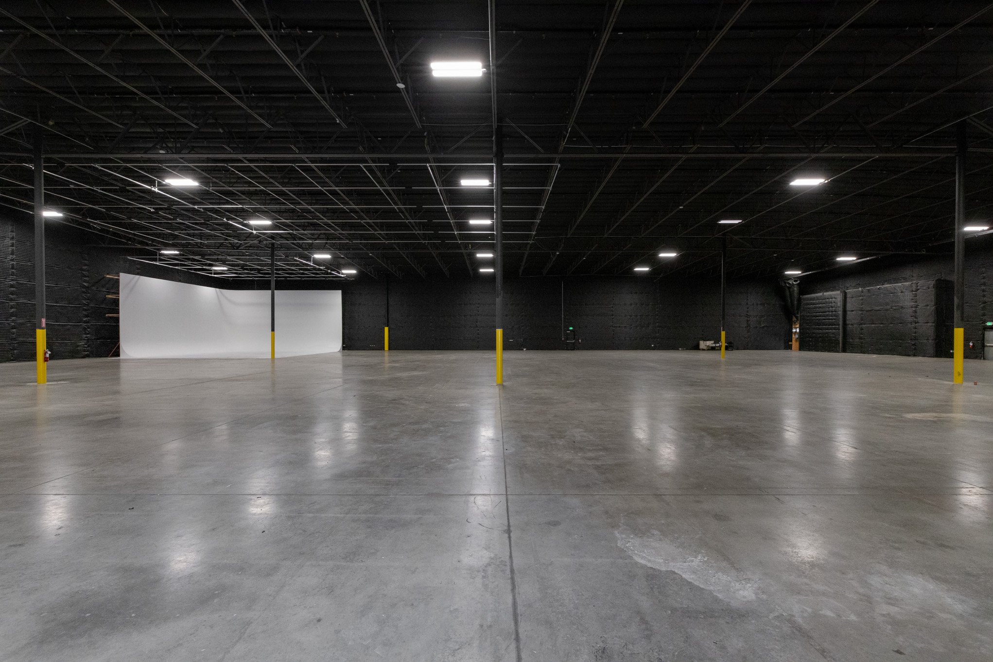  EVENT VENUE #11: Atwater 
Los Angeles Event Venue & Stage | 30,000 SF