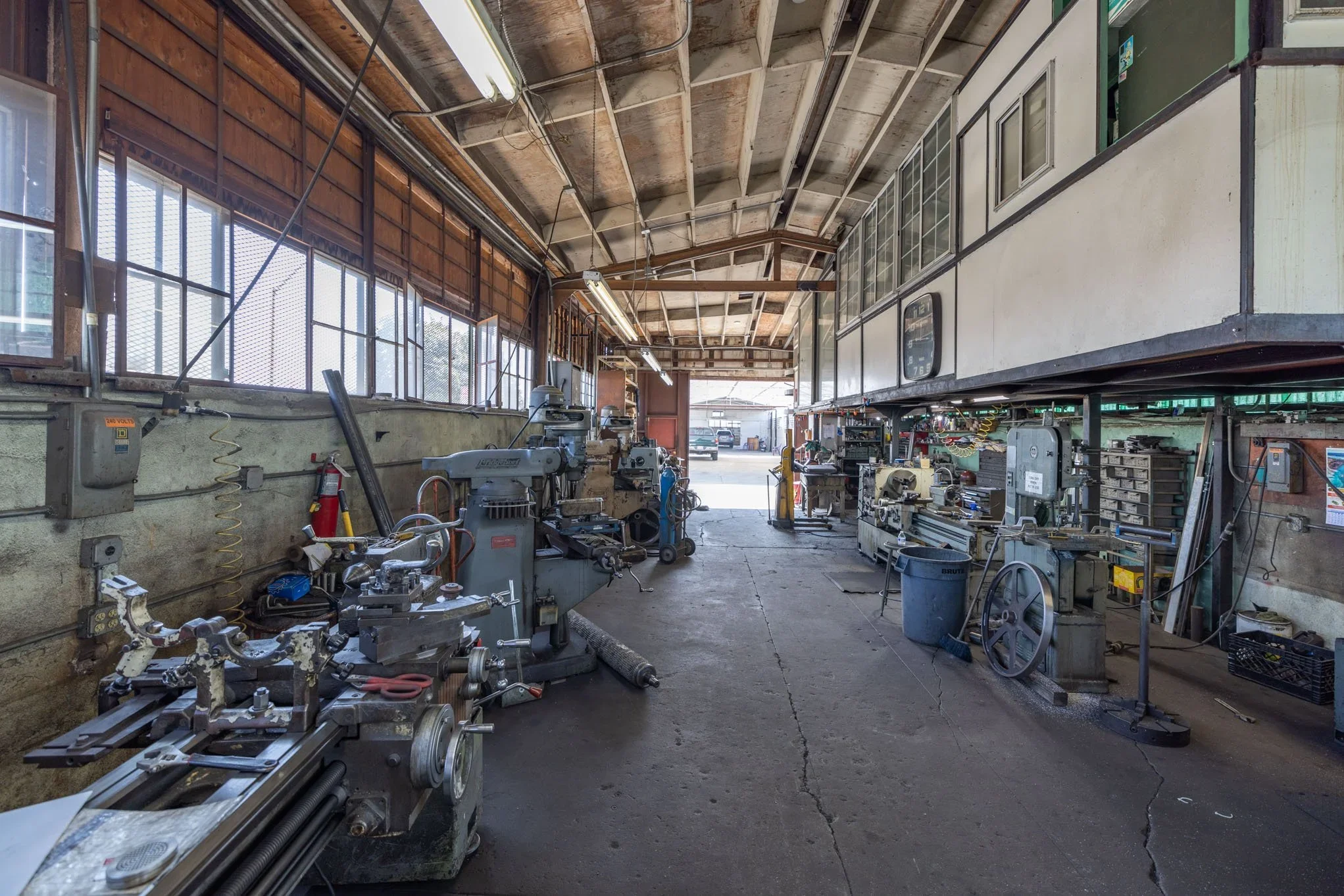  RAW INDUSTRIAL LOCATION FOR FEATURE FILMS #4: Vernon  Vernon industrial, ideal for feature films, filming, photo shoots, tv shows, commercials, and content, with parking.