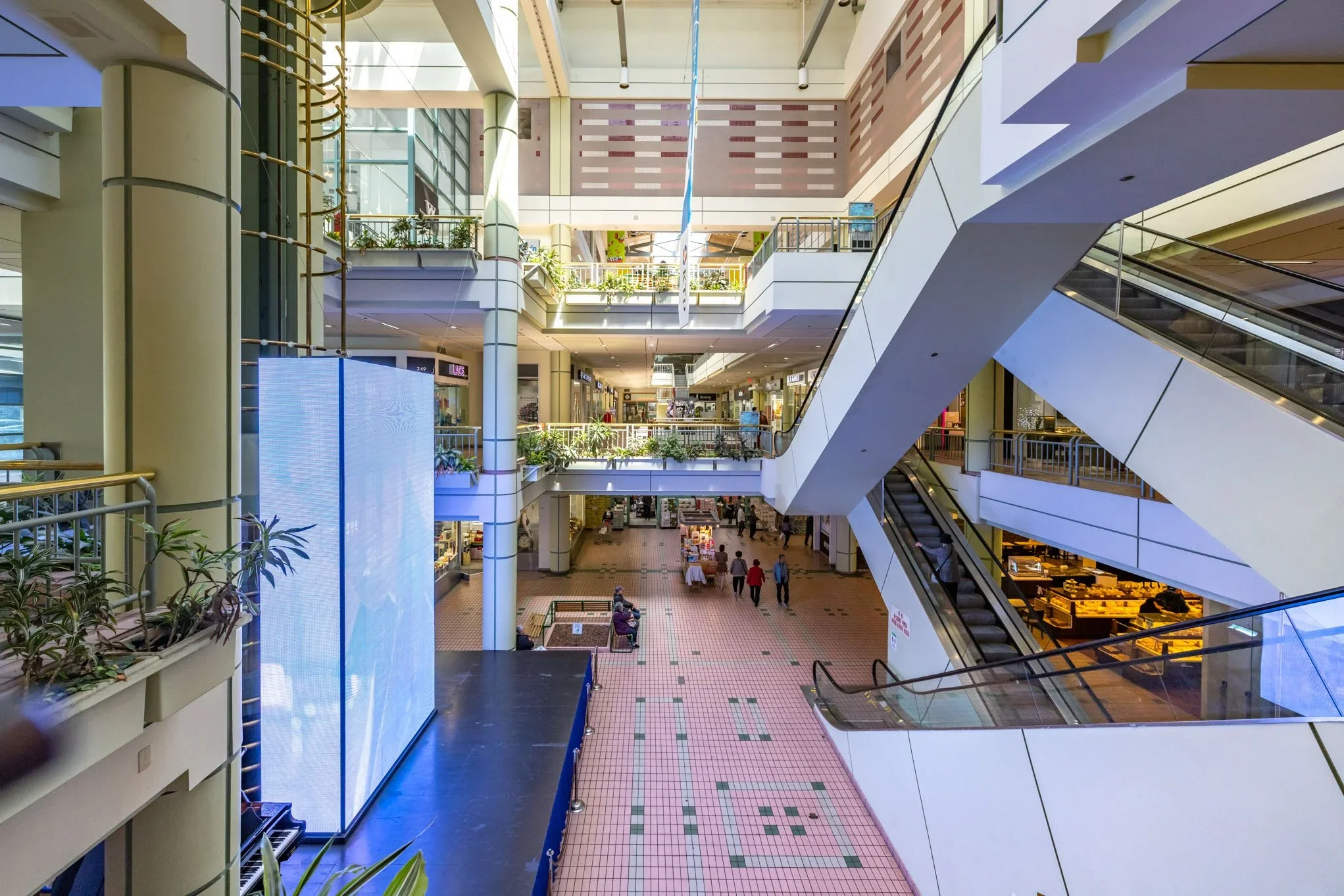  URBAN SHOPPING MALL FOR BRAND ACTIVATIONS: Koreatown  Koreatown urban shopping mall, ideal for brand activations, product launches, and corporate events, with parking.