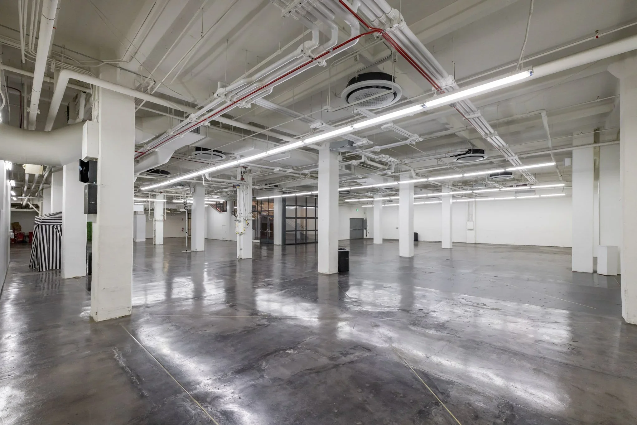  POP UP EVENT VENUE FOR PRODUCT LAUNCHES #38: DTLA  DTLA lower-level event venue with 8,000 SF and 12-18 ft ceilings, ideal for corporate events, across Los Angeles.