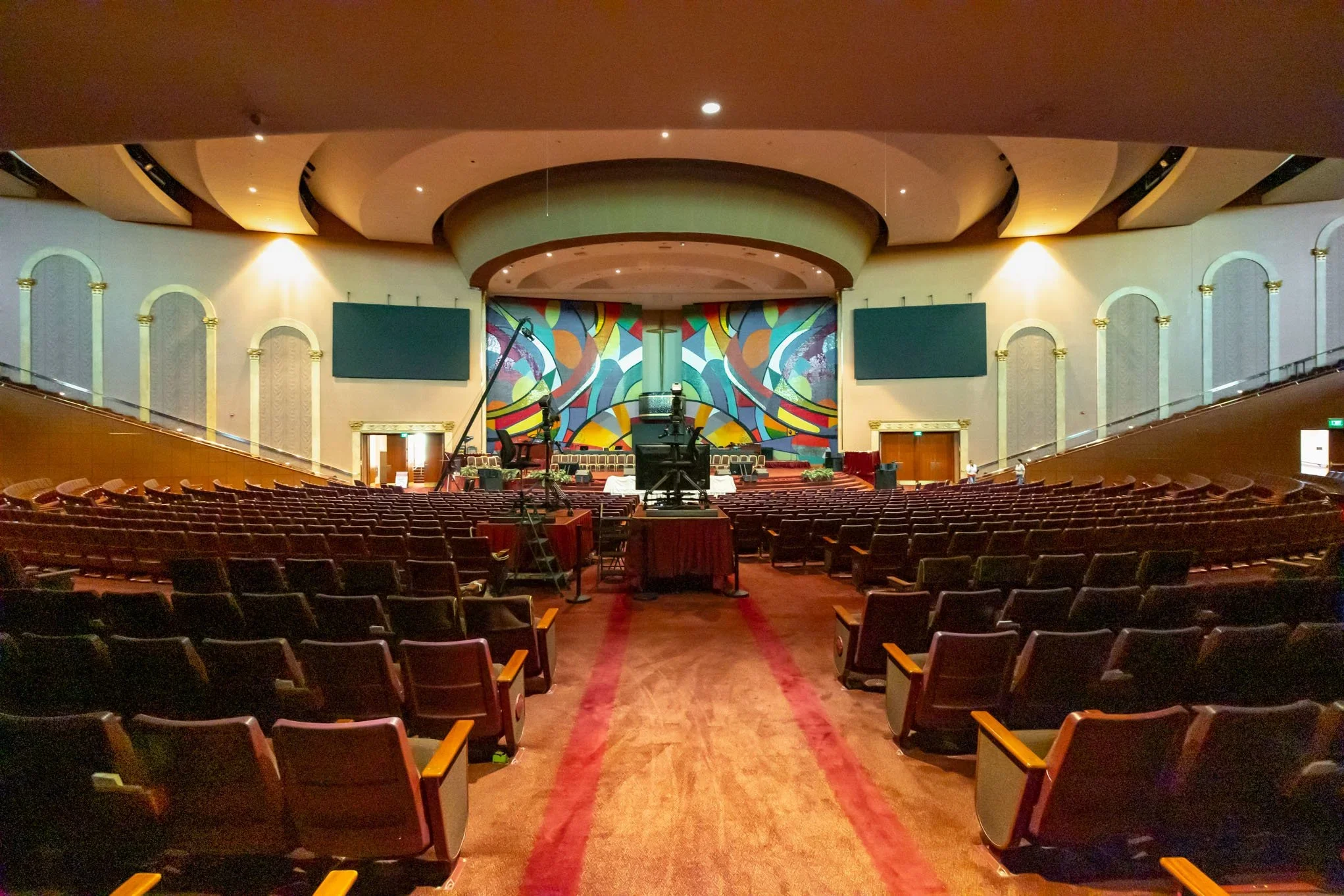  COMMUNITY CENTERS, SCHOOLS & SOCIALS 

  LA schools & community centers for filming 