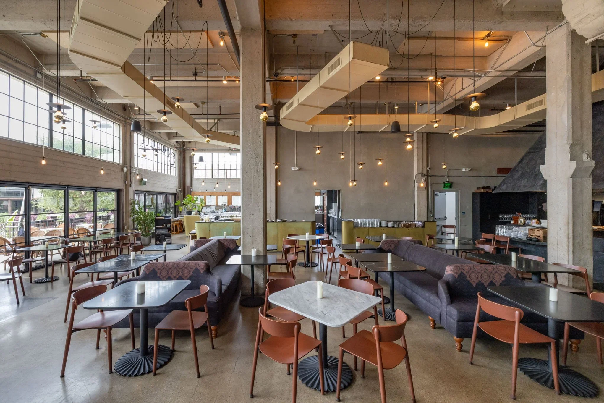  MULTI-USE RESTAURANT FOR FEATURE FILMS #6: Fashion District  Fashion District multi-use restaurant, ideal for feature films, filming, photo shoots, tv shows, and commercials.