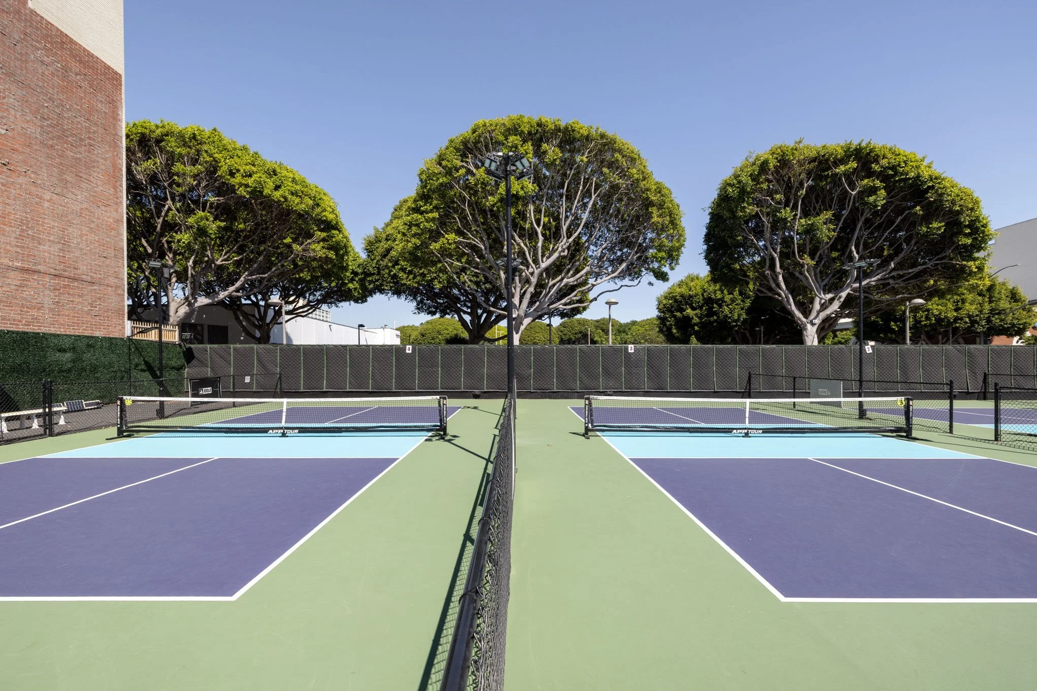  GYM #14 Santa Monica 
Santa Monica Filming & Event Outdoor Venue