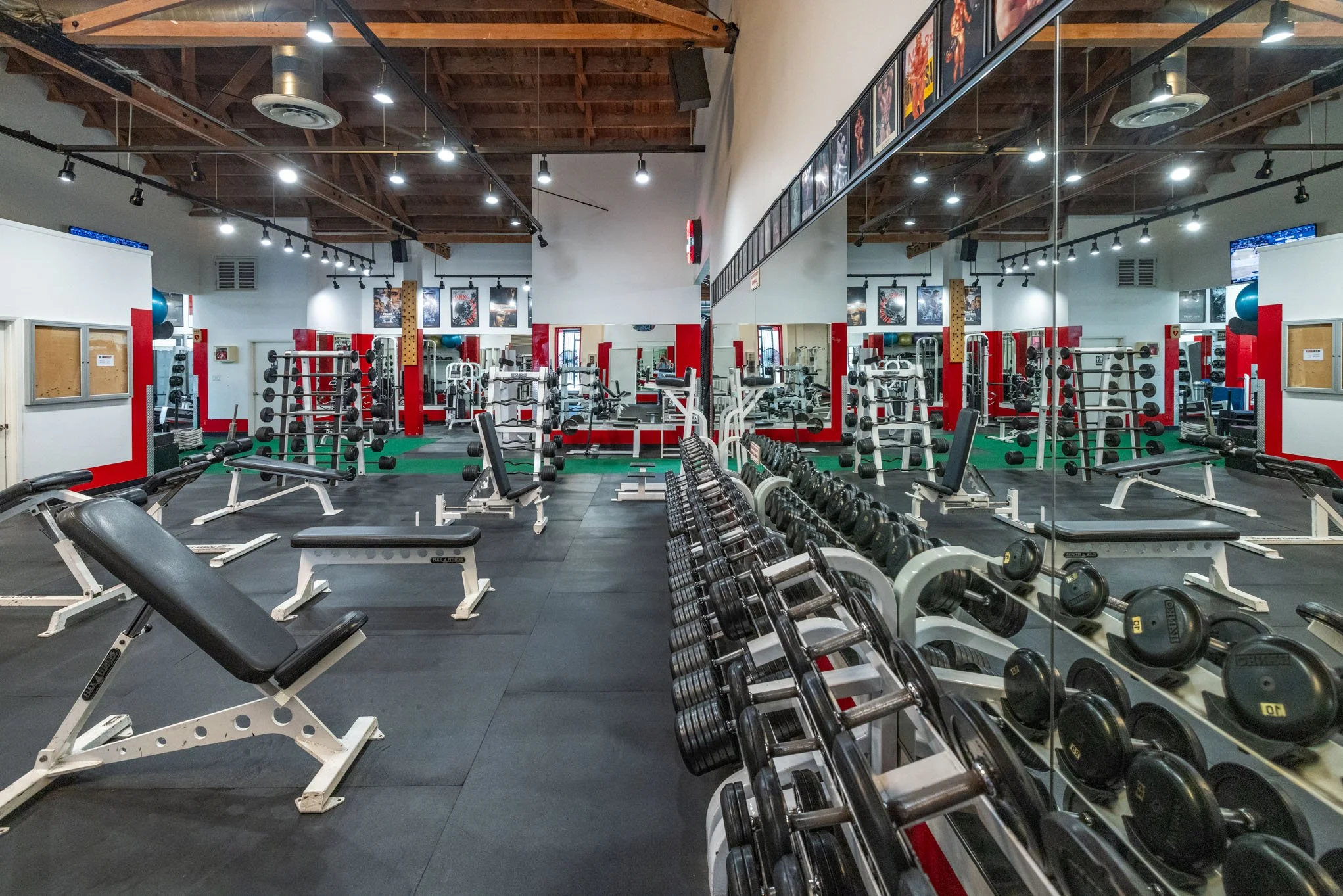  GYM #16: Hollywood 
A Weightlifters Gym in Hollywood