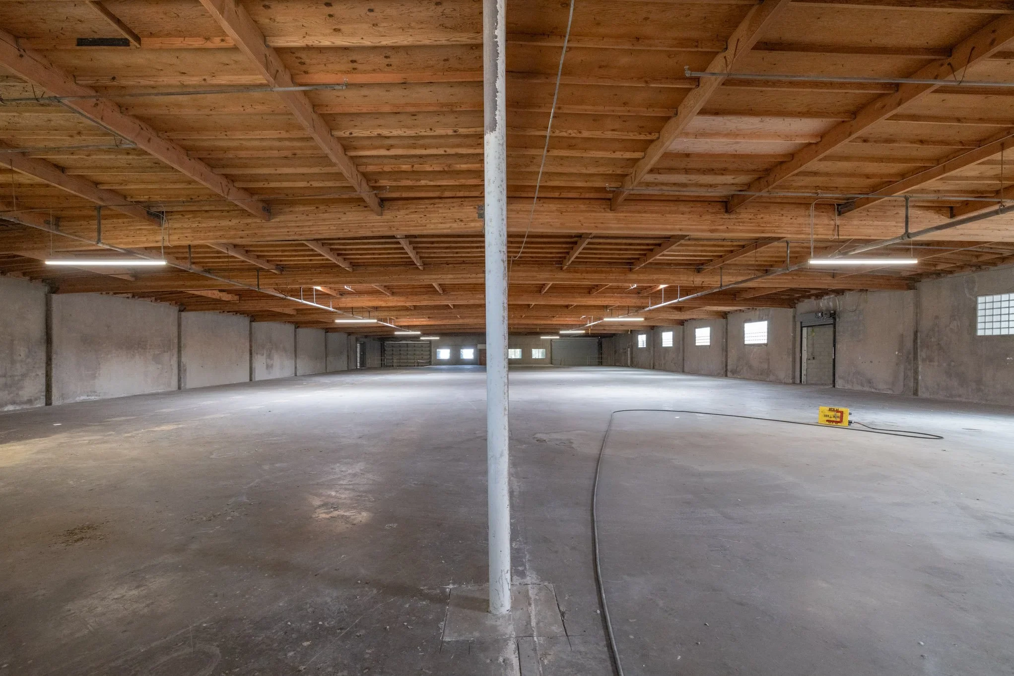  SKYLIT WAREHOUSE FOR PRODUCT LAUNCHES #1: Baldwin Hills  Baldwin Hills skylit warehouse, ideal for product launches, brand activations, and corporate events.