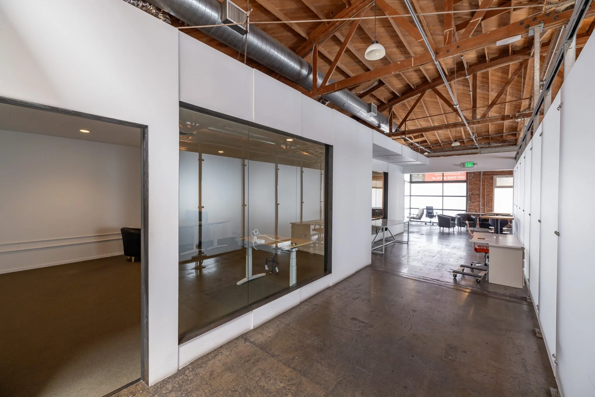  HIGH-CEILING CREATIVE OFFICE FOR PRODUCTION #27: Santa Monica  Santa Monica office with 12–18 ft ceilings, conference rooms, and a kitchen, ideal for production, filming, and photo shoots.