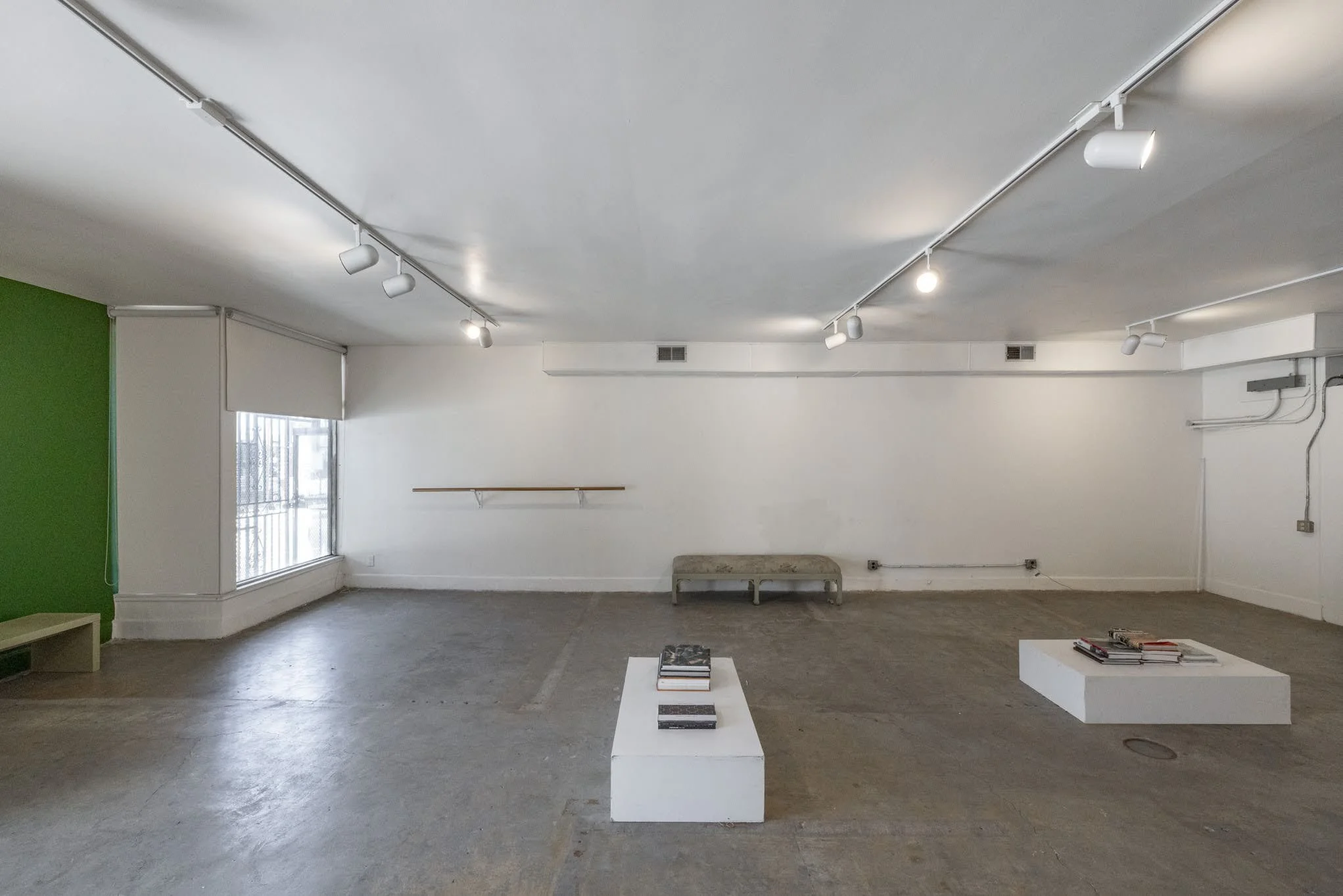  POP-UP STORE FOR RESIDENCIES AND GALLERY SHOWS #20: Chinatown  Chinatown historic storefront with sidewalk-seating potential, ideal for residencies, gallery shows, and pop-ups.