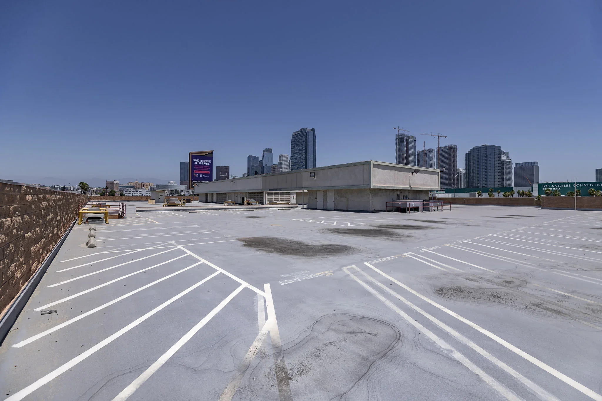  CINEMATIC-ROOFTOP WAREHOUSE FOR COMMERCIALS #17: South Park  South Park warehouse, ideal for commercials, filming, photo shoots, tv shows, feature films, and content.