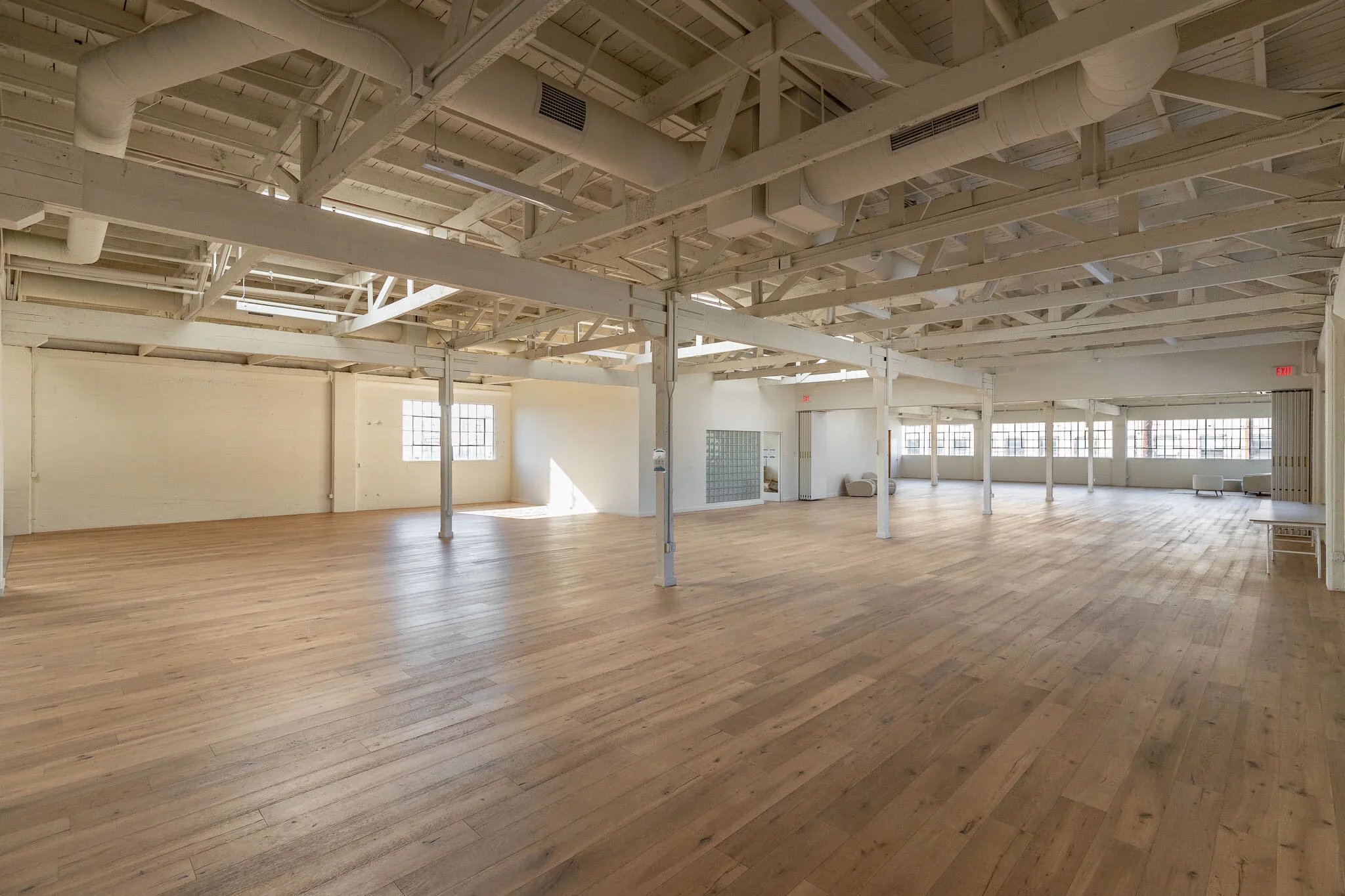  LOFT FOR BRAND ACTIVATIONS #1: Chinatown  Chinatown sleek loft with commercial kitchen, ideal for brand activations, tastings, dinners, and press events.