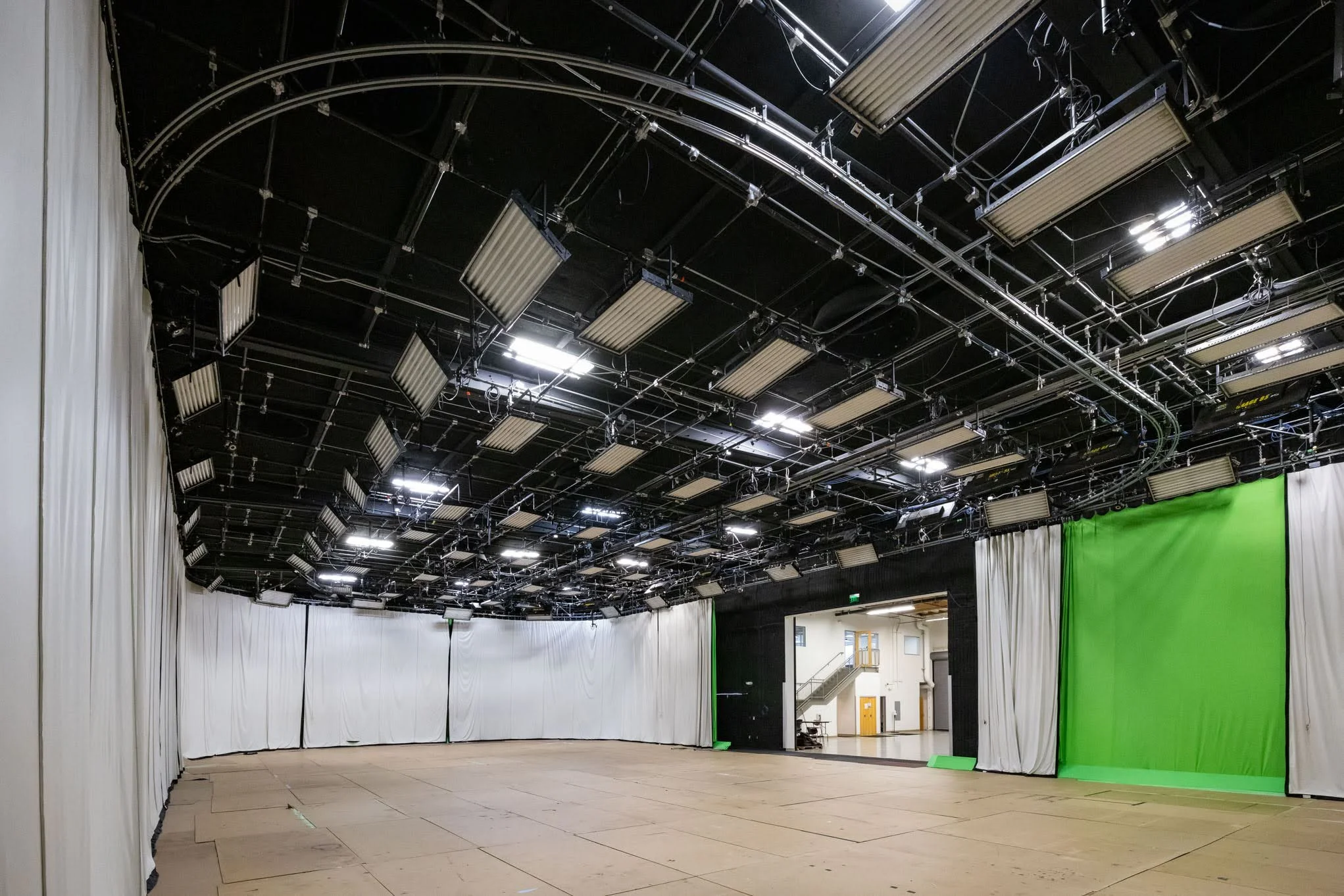  SOUNDSTAGE WITH 360 GREEN SCREEN FOR FILMING AND VIRTUAL PRODUCTION #6: Culver City  Culver City soundstage with a 360° green screen and black-box setup, ideal for filming, virtual production, and commercials.
