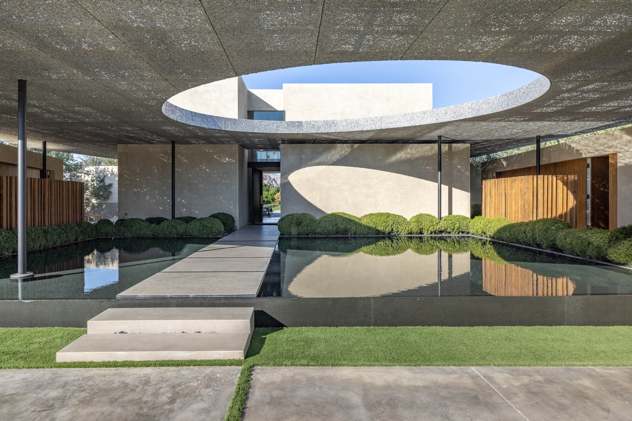  MCPS: Palm Springs 
Palm Springs Area Estate for Filming & Events