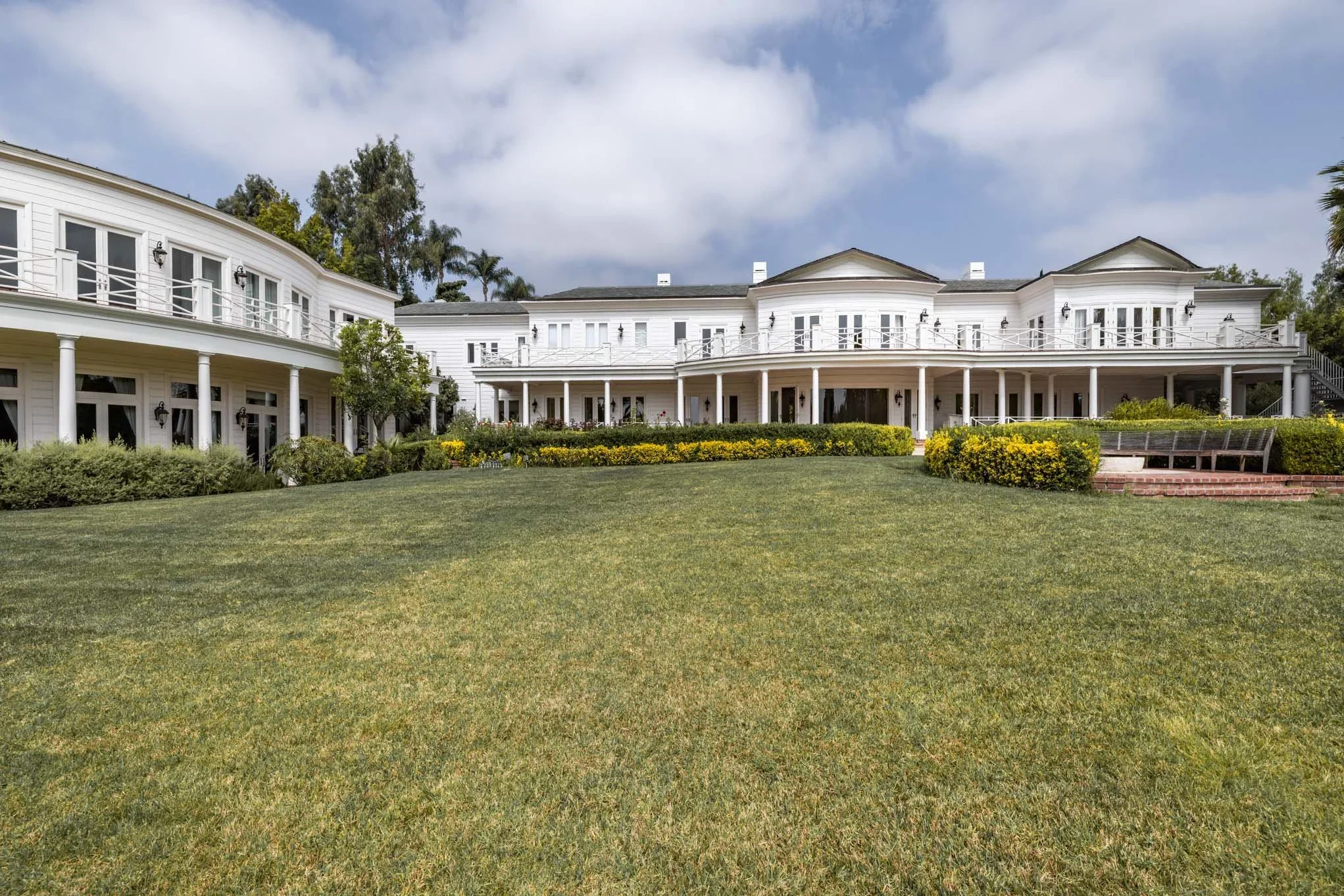  THREE-ACRE ESTATE FOR PRODUCT LAUNCHES: Bel Air  Bel Air three acre estate, ideal for product launches, brand activations, corporate events, and immersive experiences.