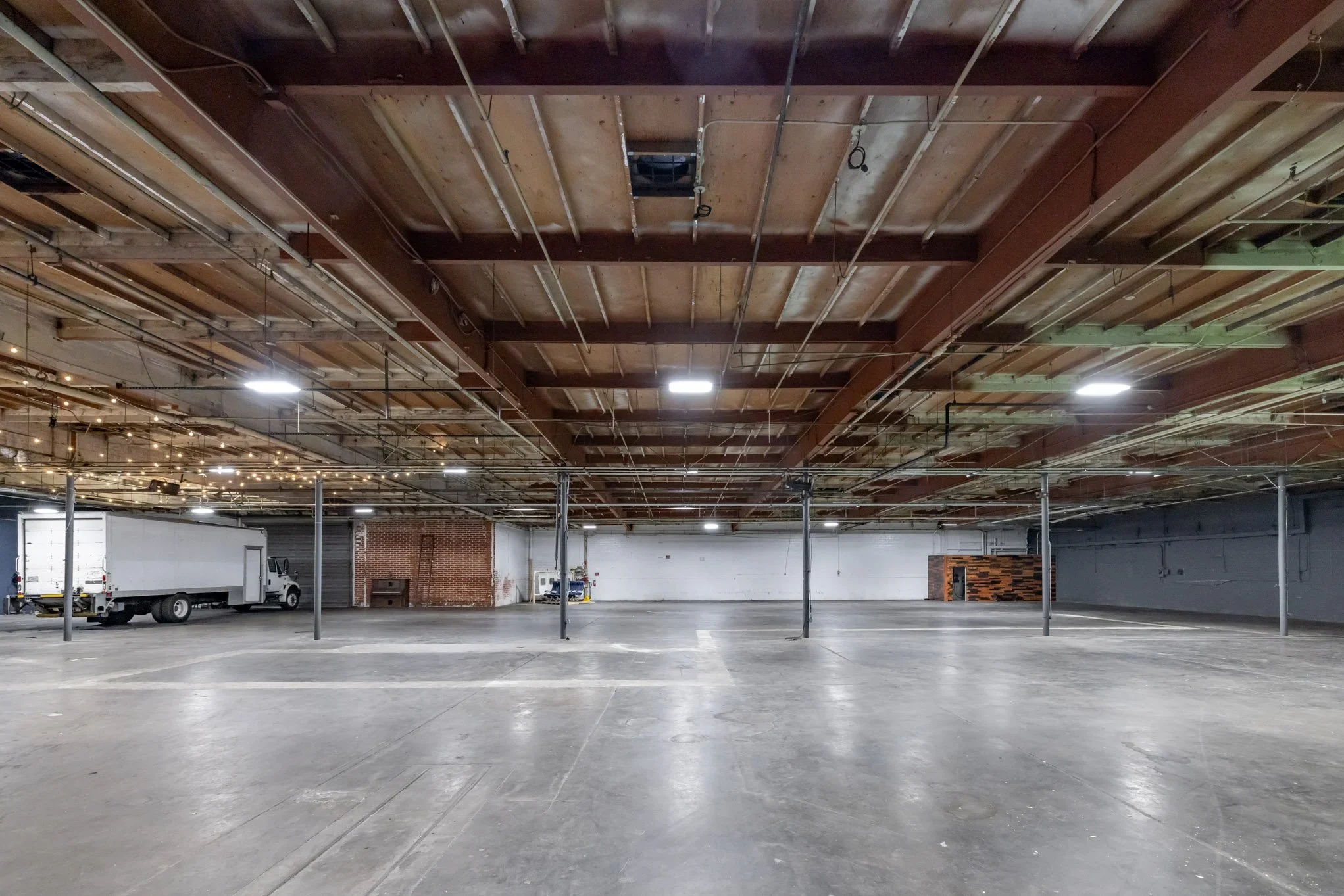  EVENT VENUE #52: DTLA 
DTLA Studio for Events & Filming